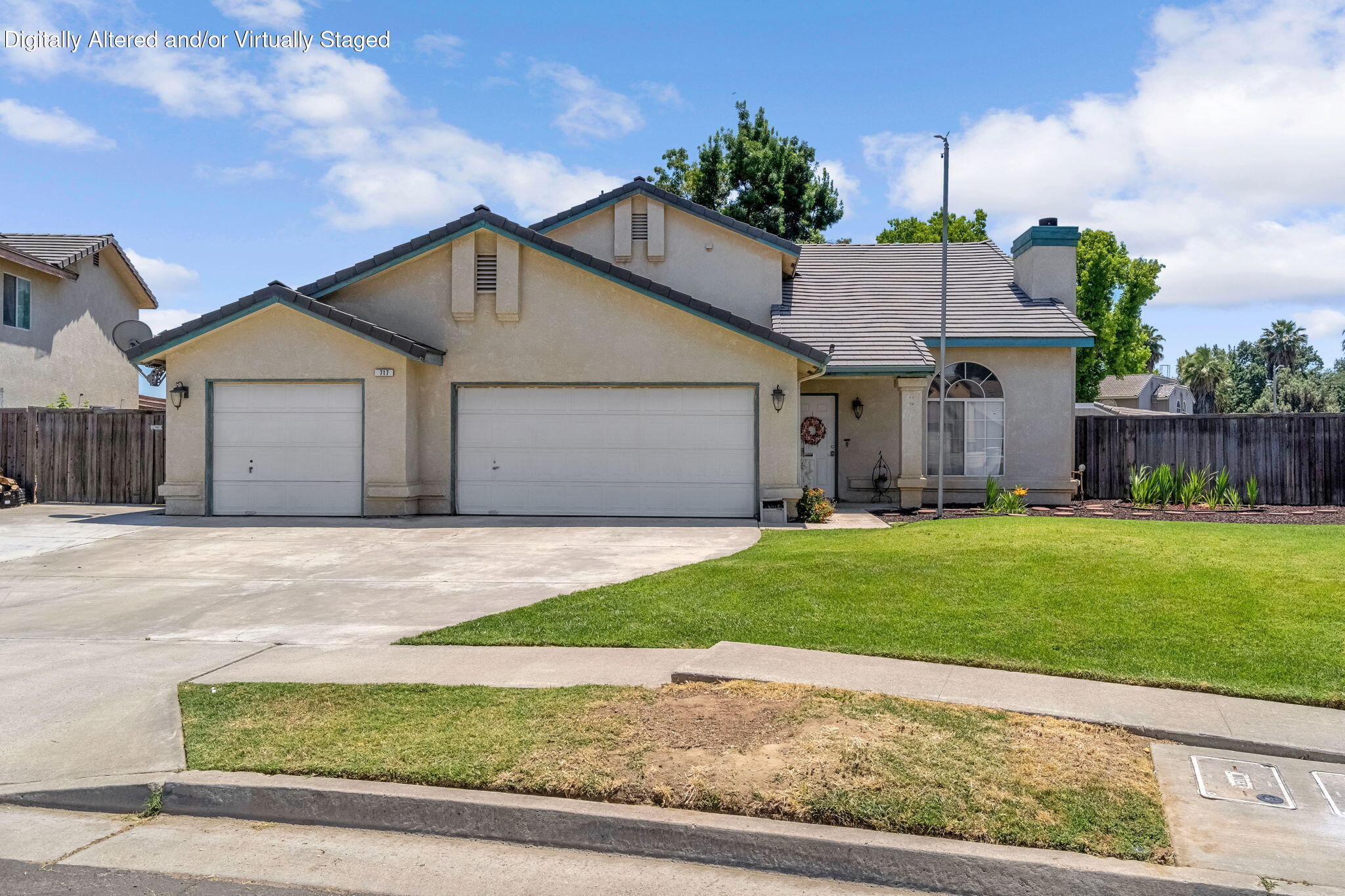 717 E Spring Ln, Lemoore, CA 93245