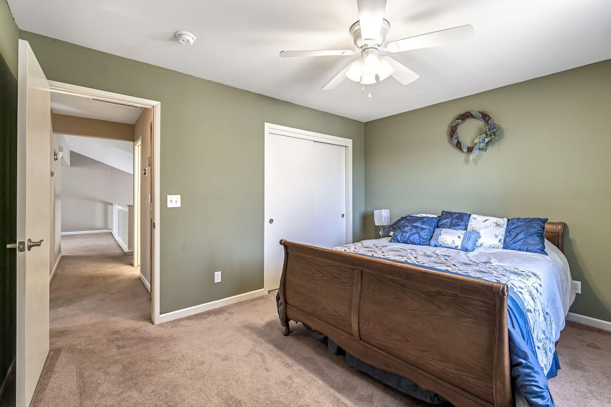 717 E Spring Ln, Lemoore, CA 93245