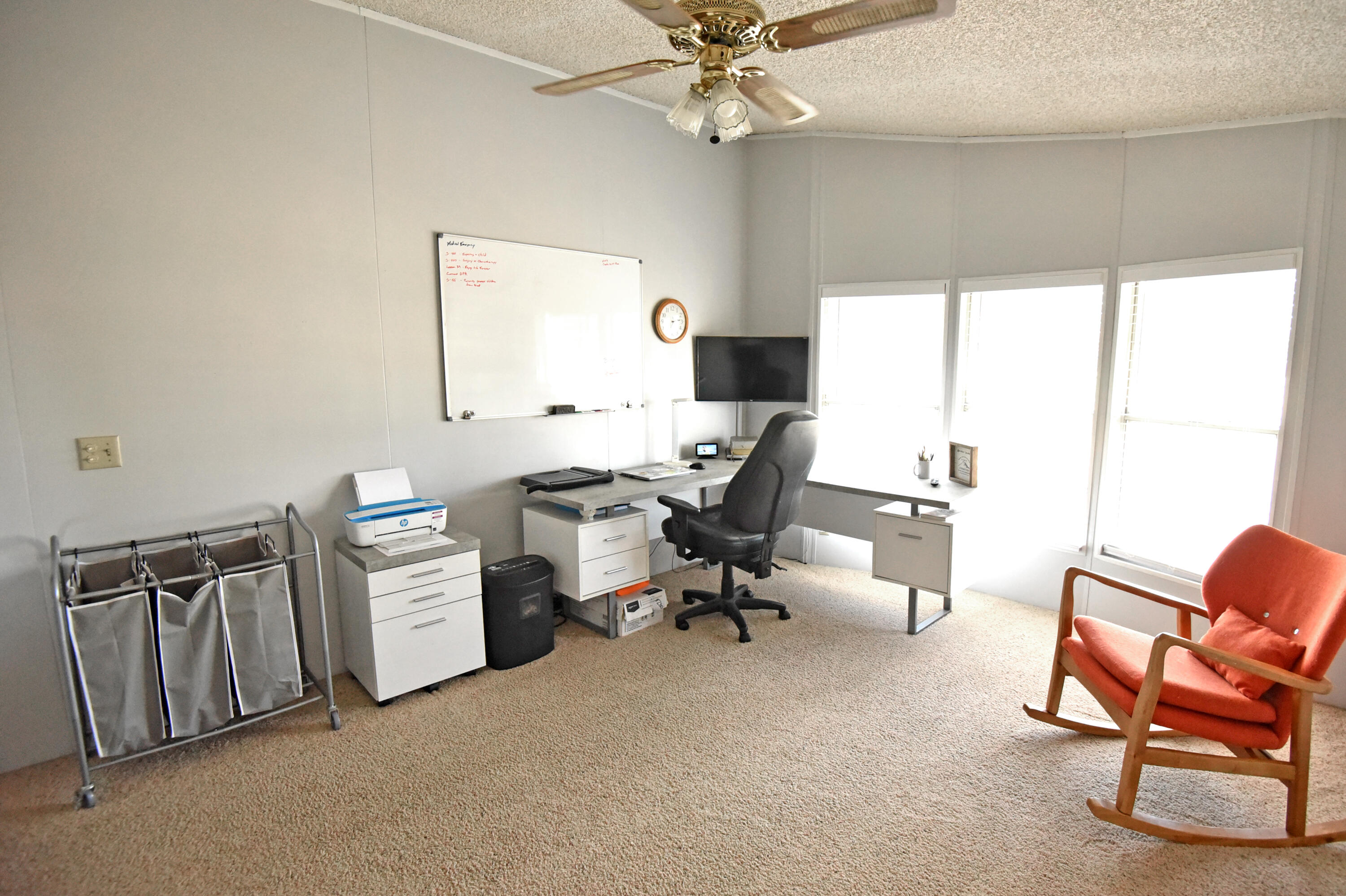 860 E Grangeville Blvd #23, Hanford, CA 93230