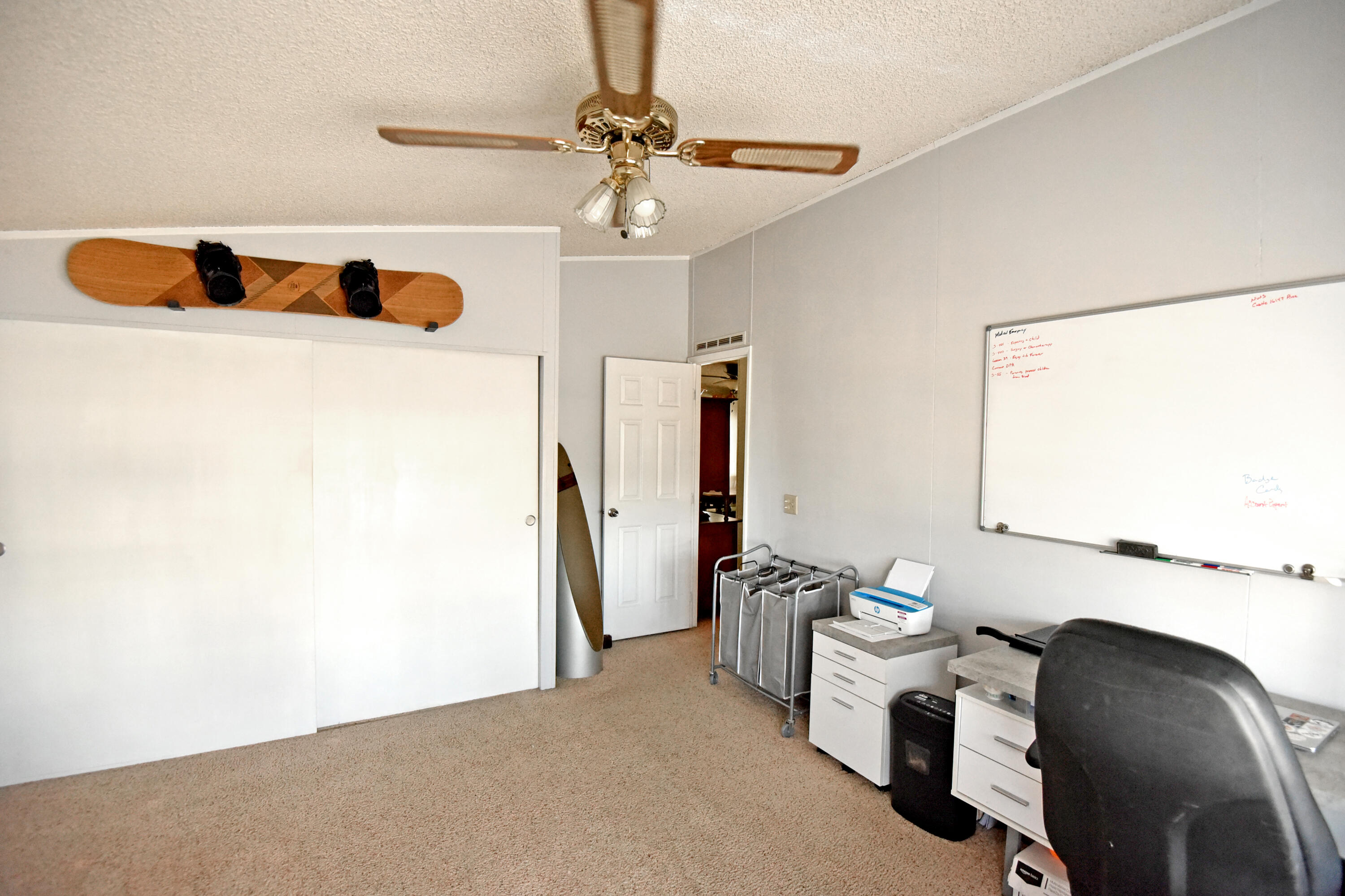 860 E Grangeville Blvd #23, Hanford, CA 93230