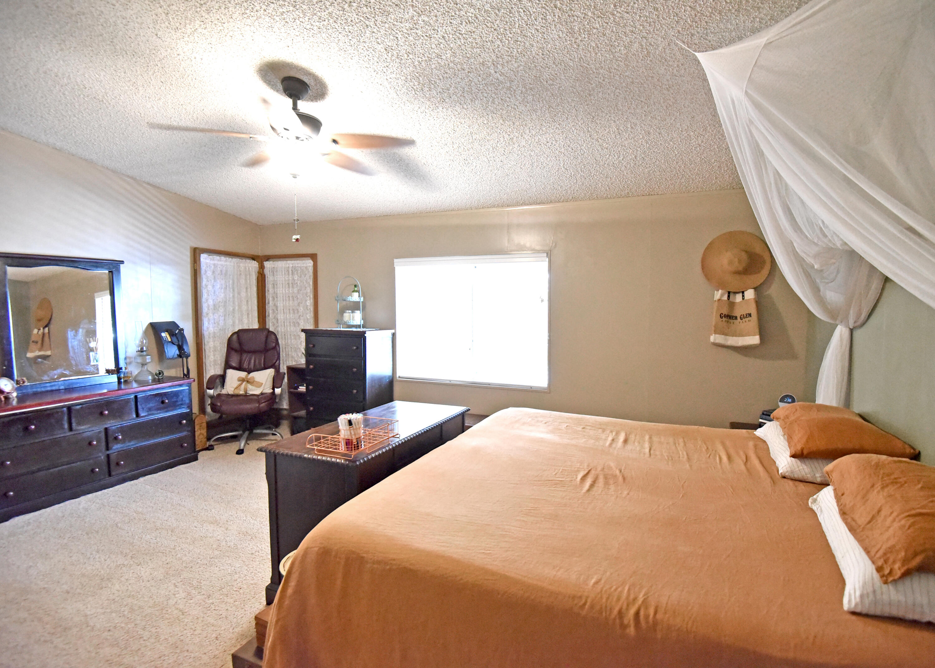 860 E Grangeville Blvd #23, Hanford, CA 93230