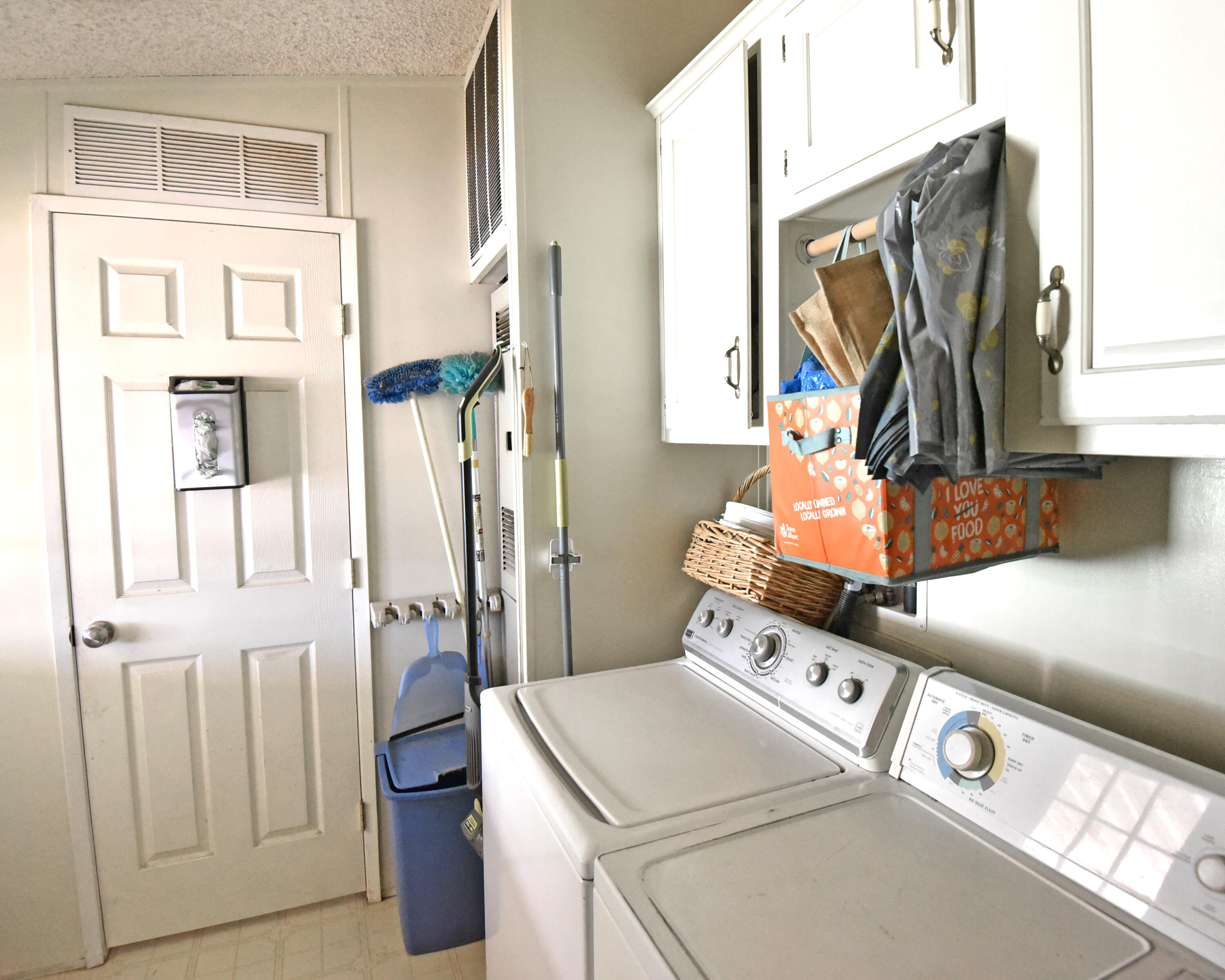 860 E Grangeville Blvd #23, Hanford, CA 93230