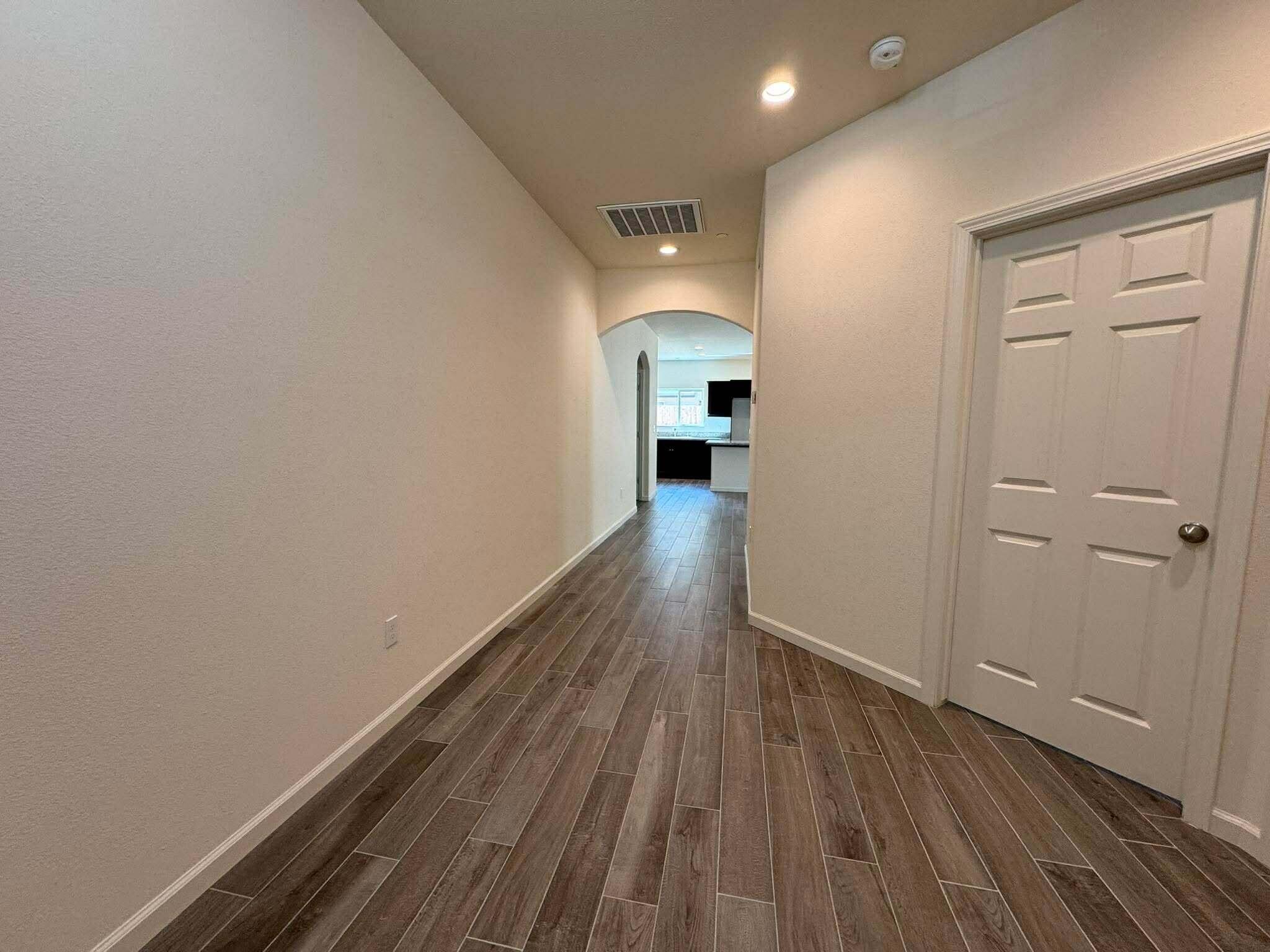 6277 Willow Oak Ave, Visalia, CA 93292
