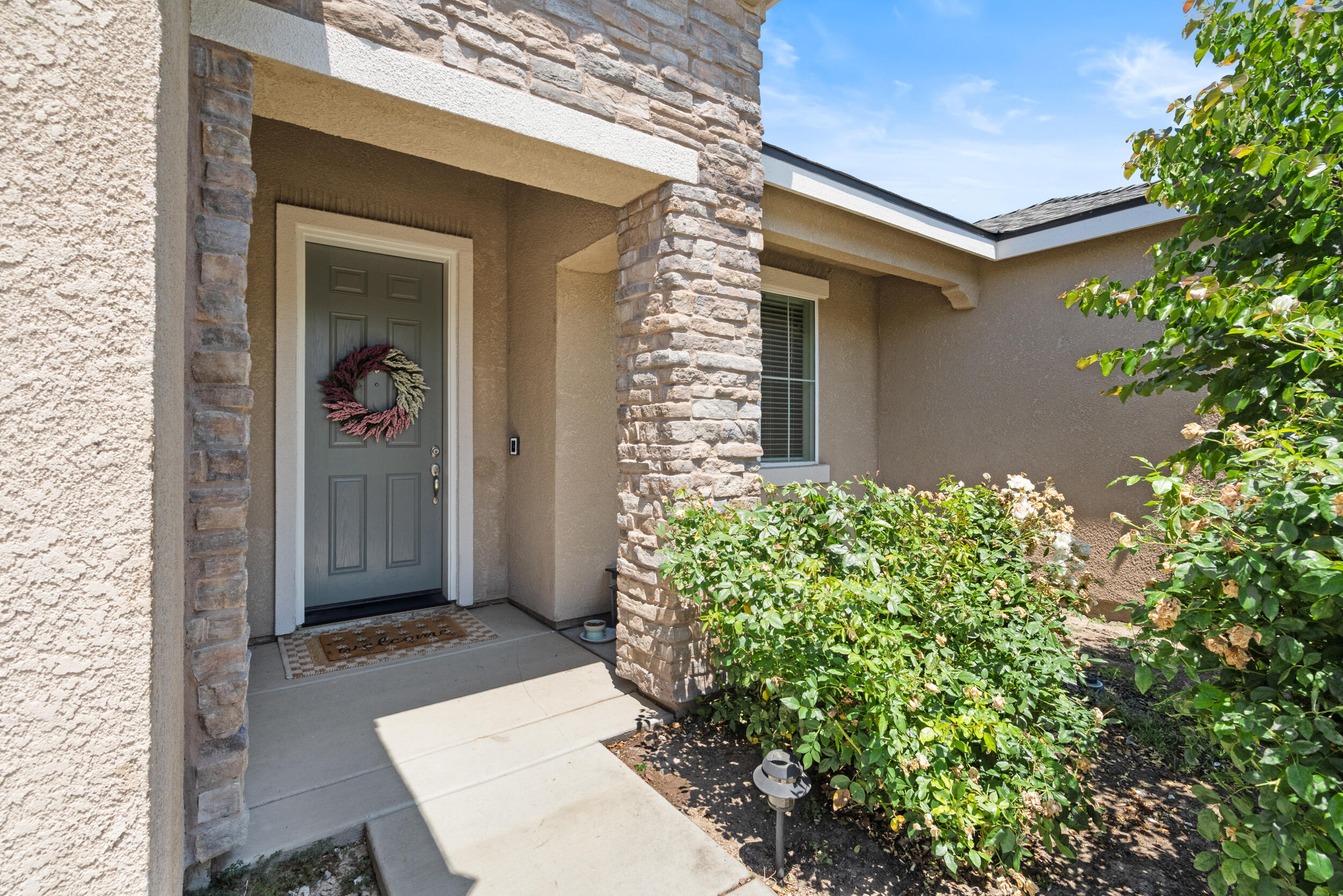 2334 E Monte Vista Ave, Visalia, CA 93292
