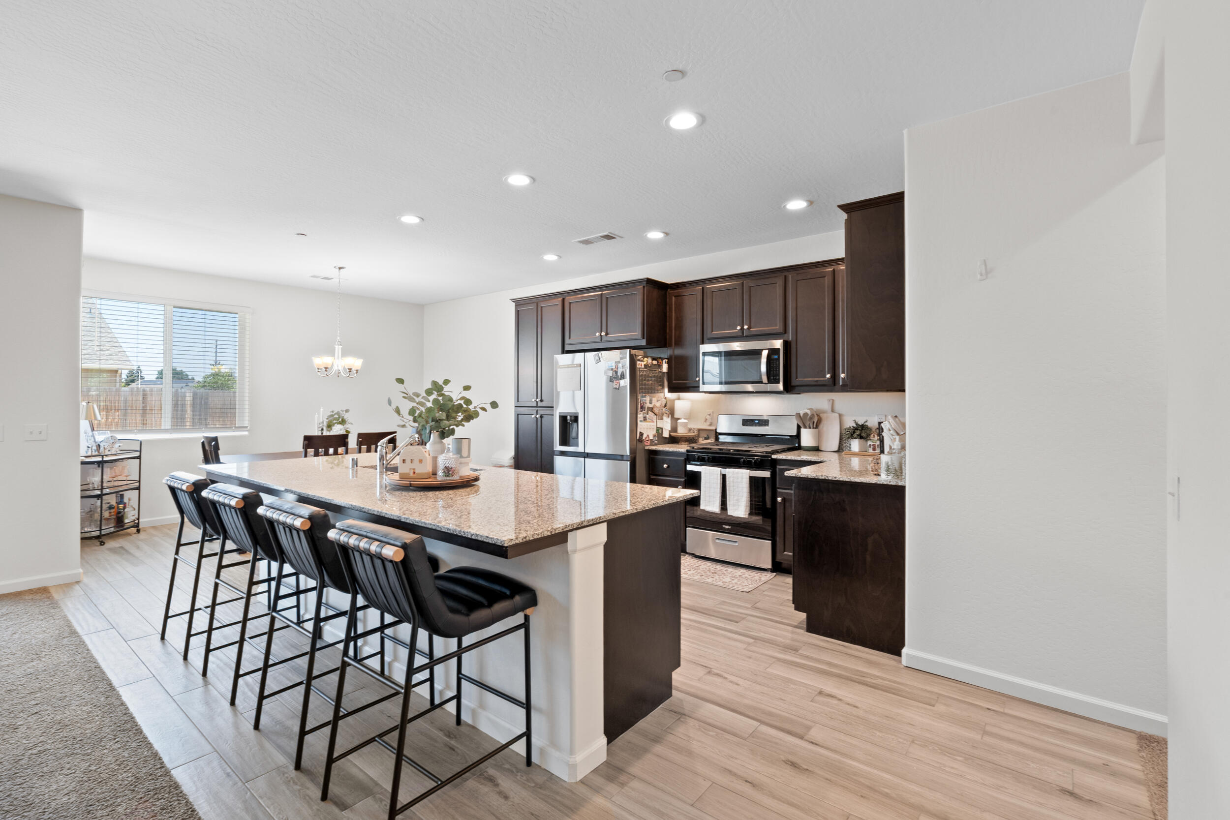 2334 E Monte Vista Ave, Visalia, CA 93292