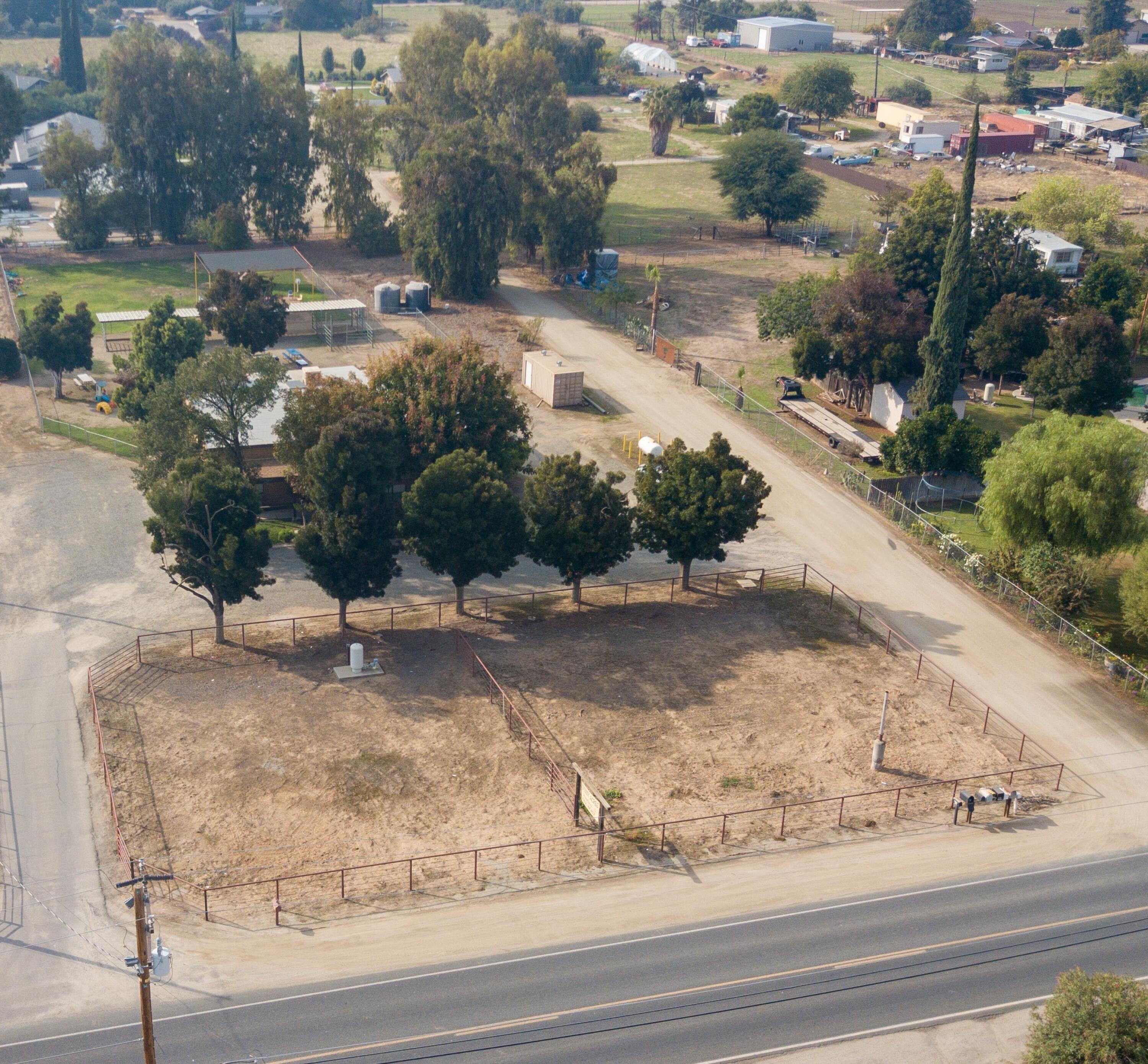 1841 N Westwood St, Porterville, CA 93257
