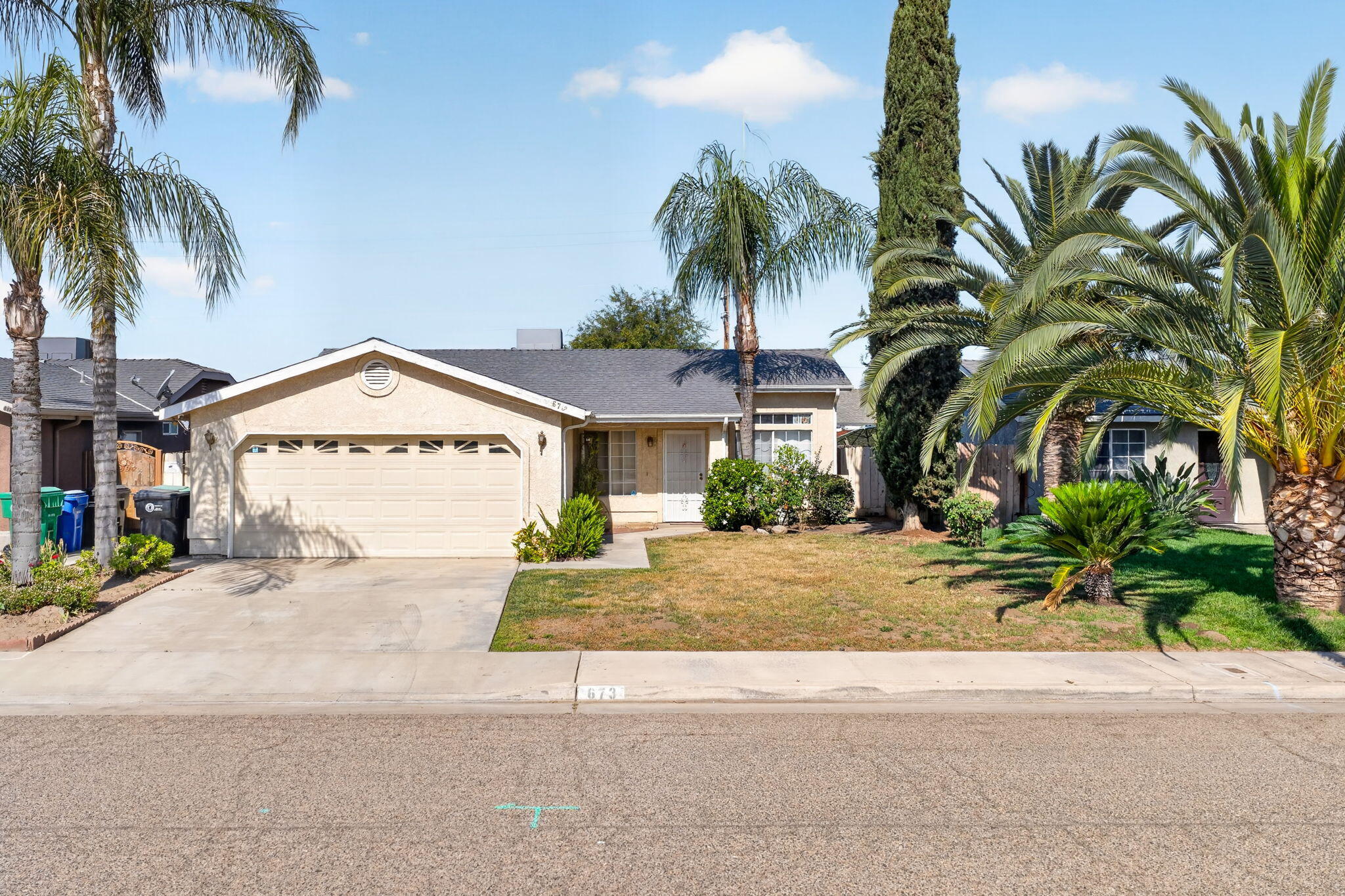 673 S Ohio St, Porterville, CA 93257
