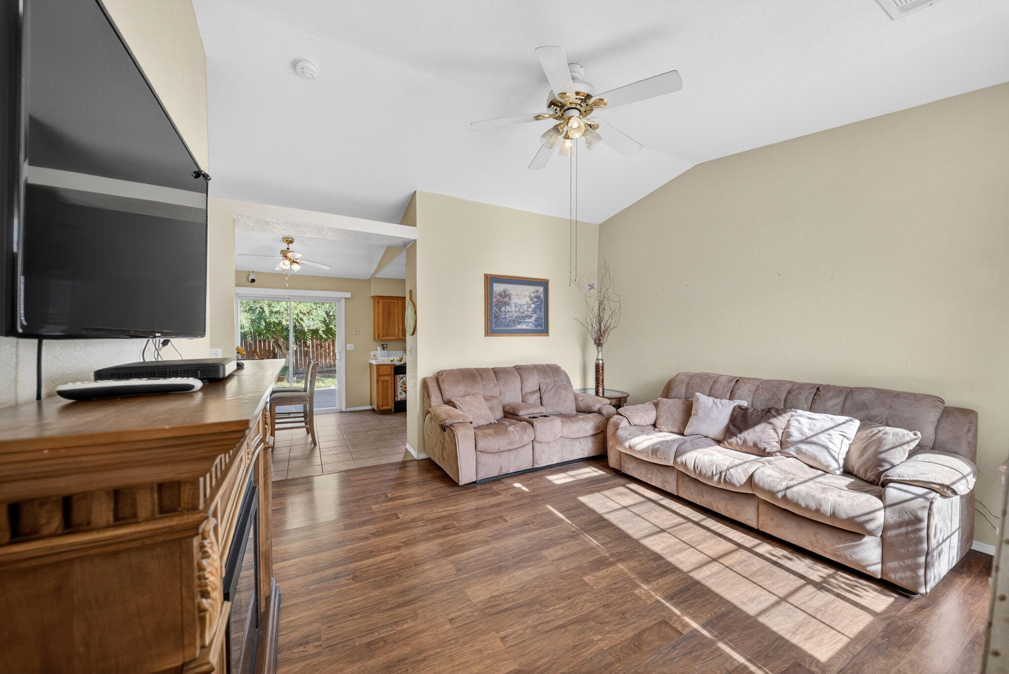 673 S Ohio St, Porterville, CA 93257