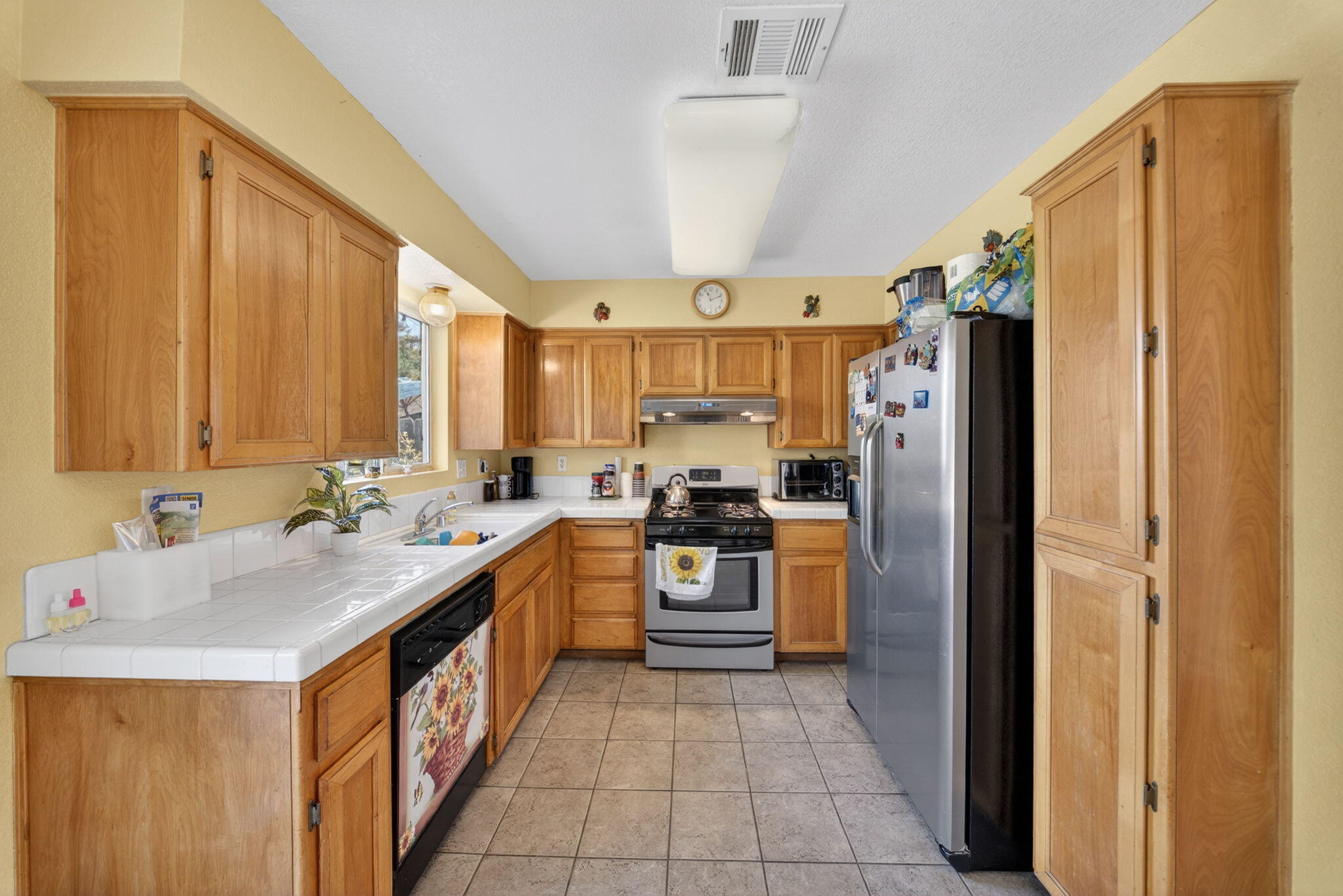673 S Ohio St, Porterville, CA 93257