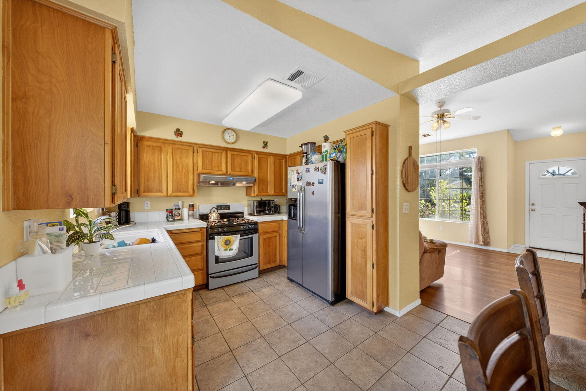 673 S Ohio St, Porterville, CA 93257