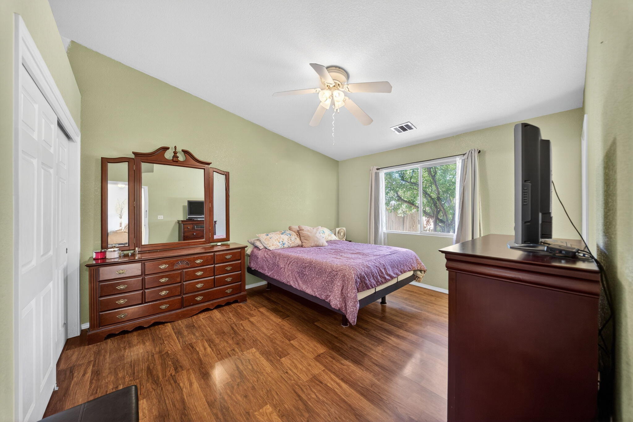 673 S Ohio St, Porterville, CA 93257