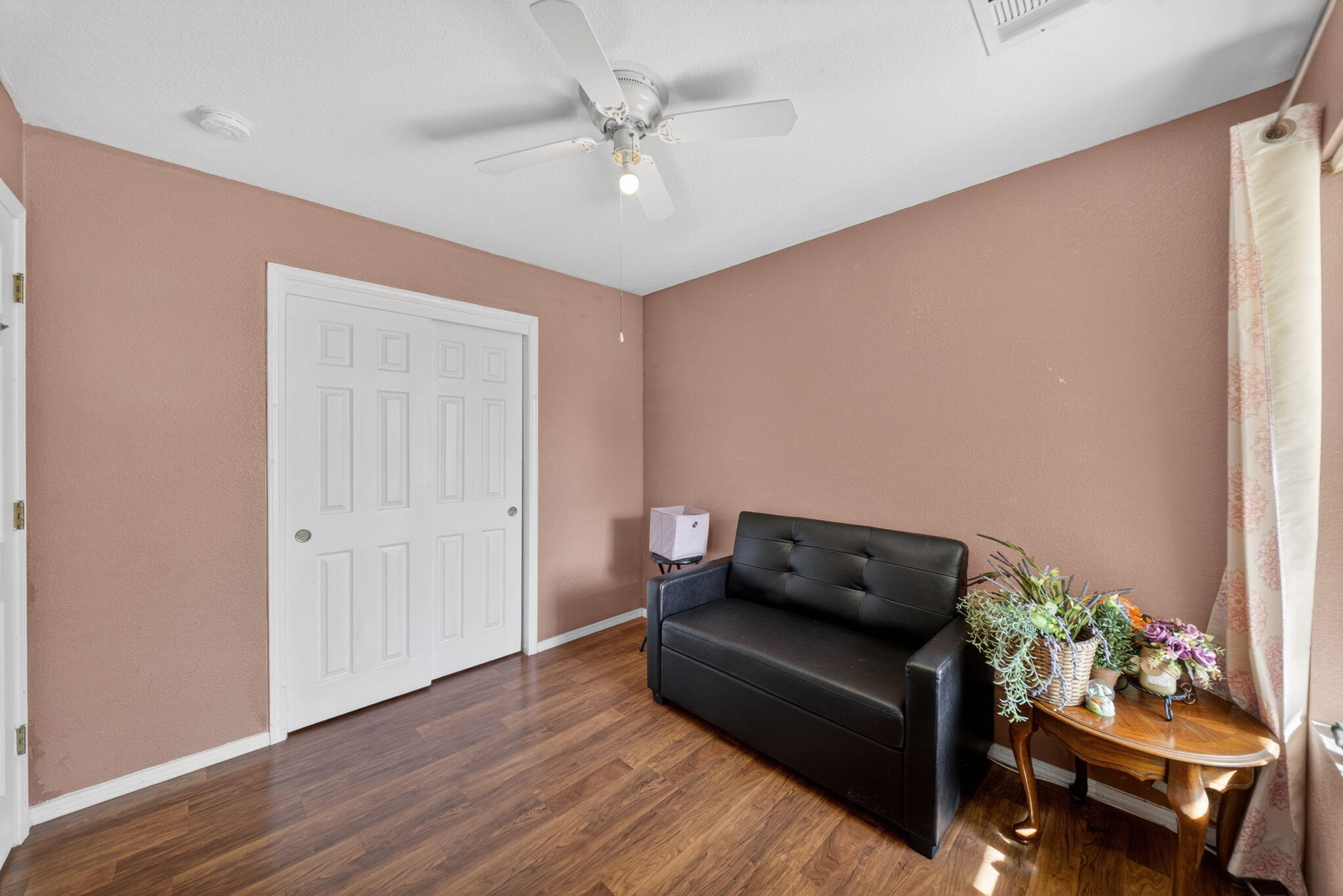 673 S Ohio St, Porterville, CA 93257