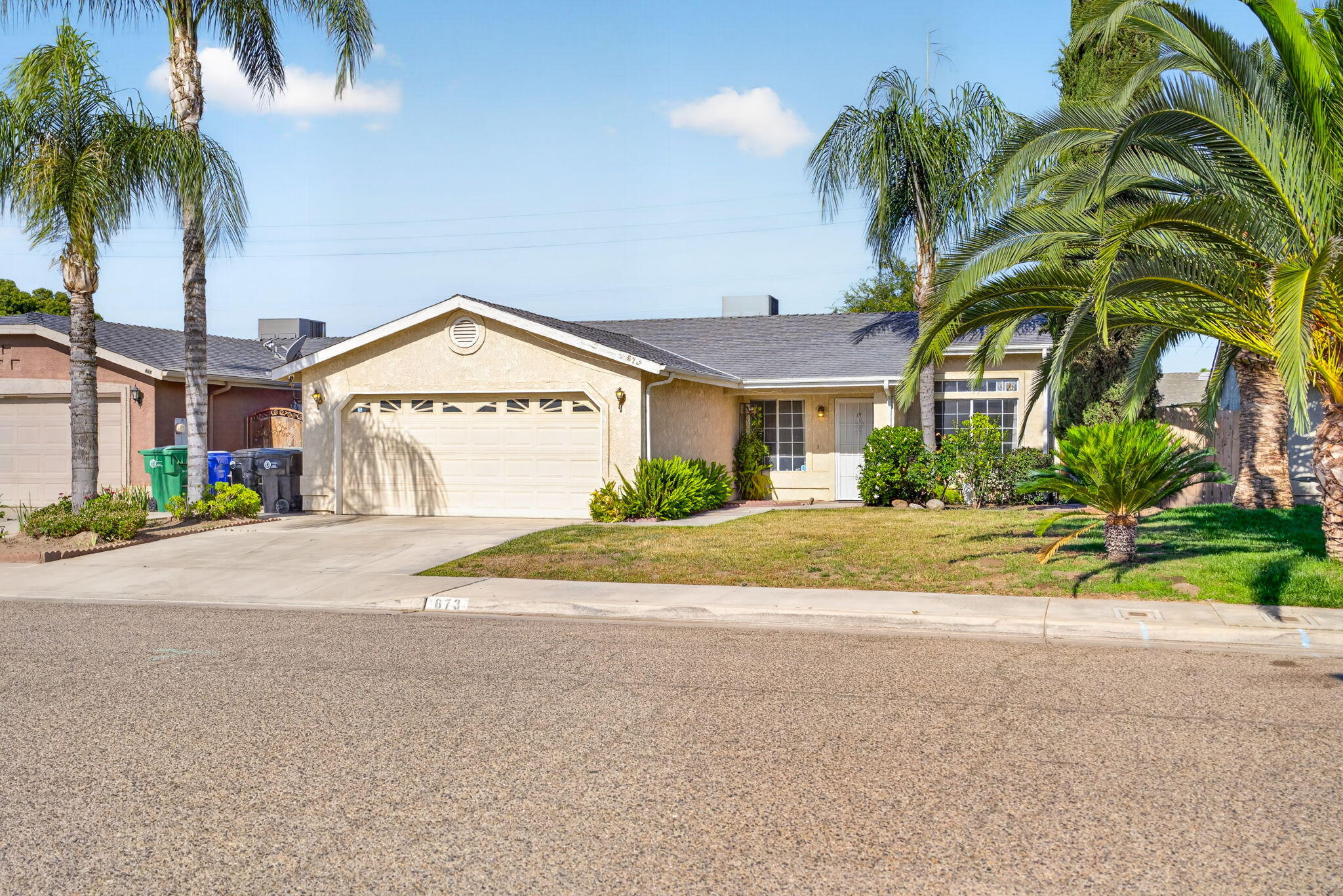 673 S Ohio St, Porterville, CA 93257
