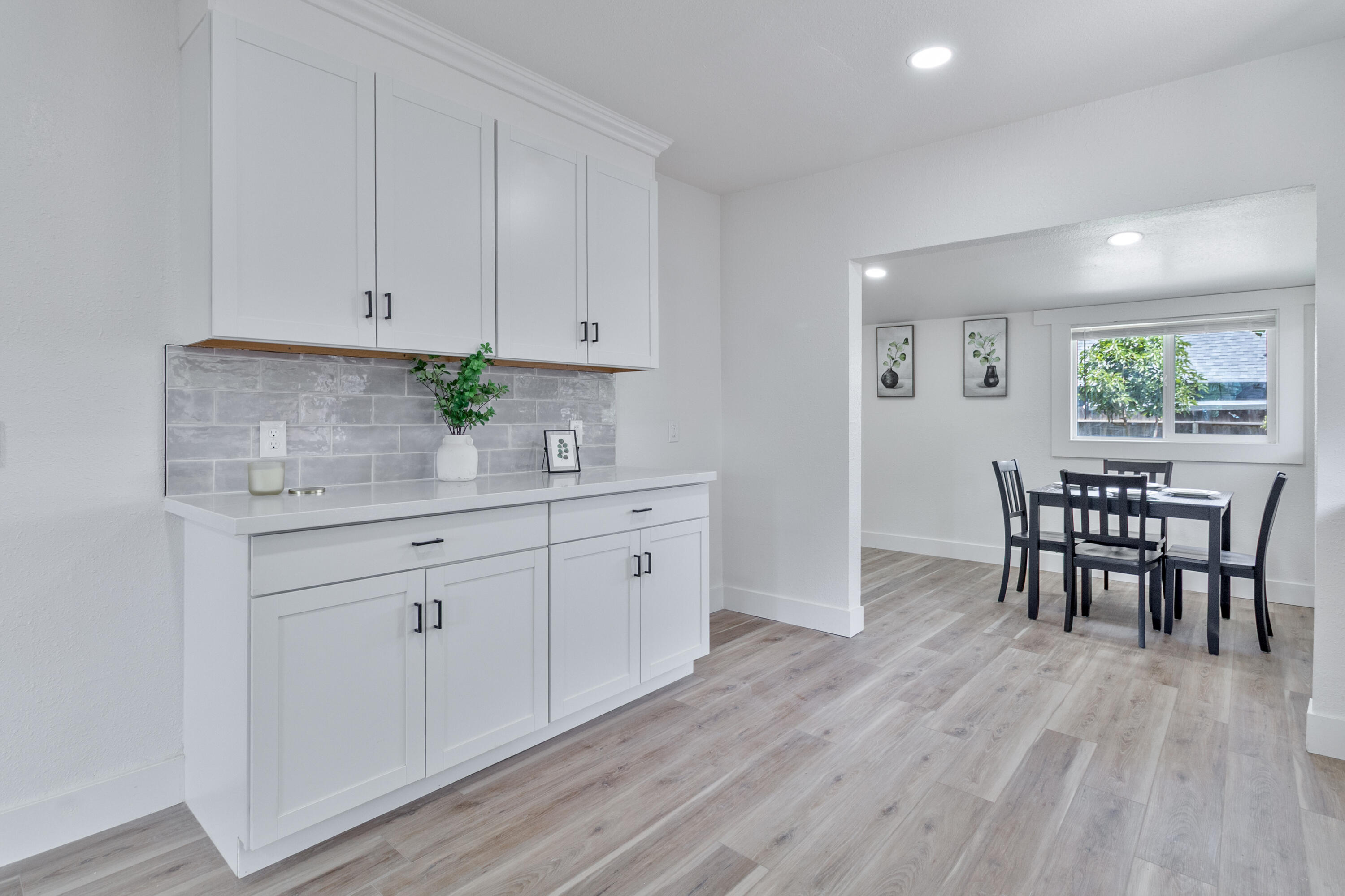 706 S Encina St, Visalia, CA 93277