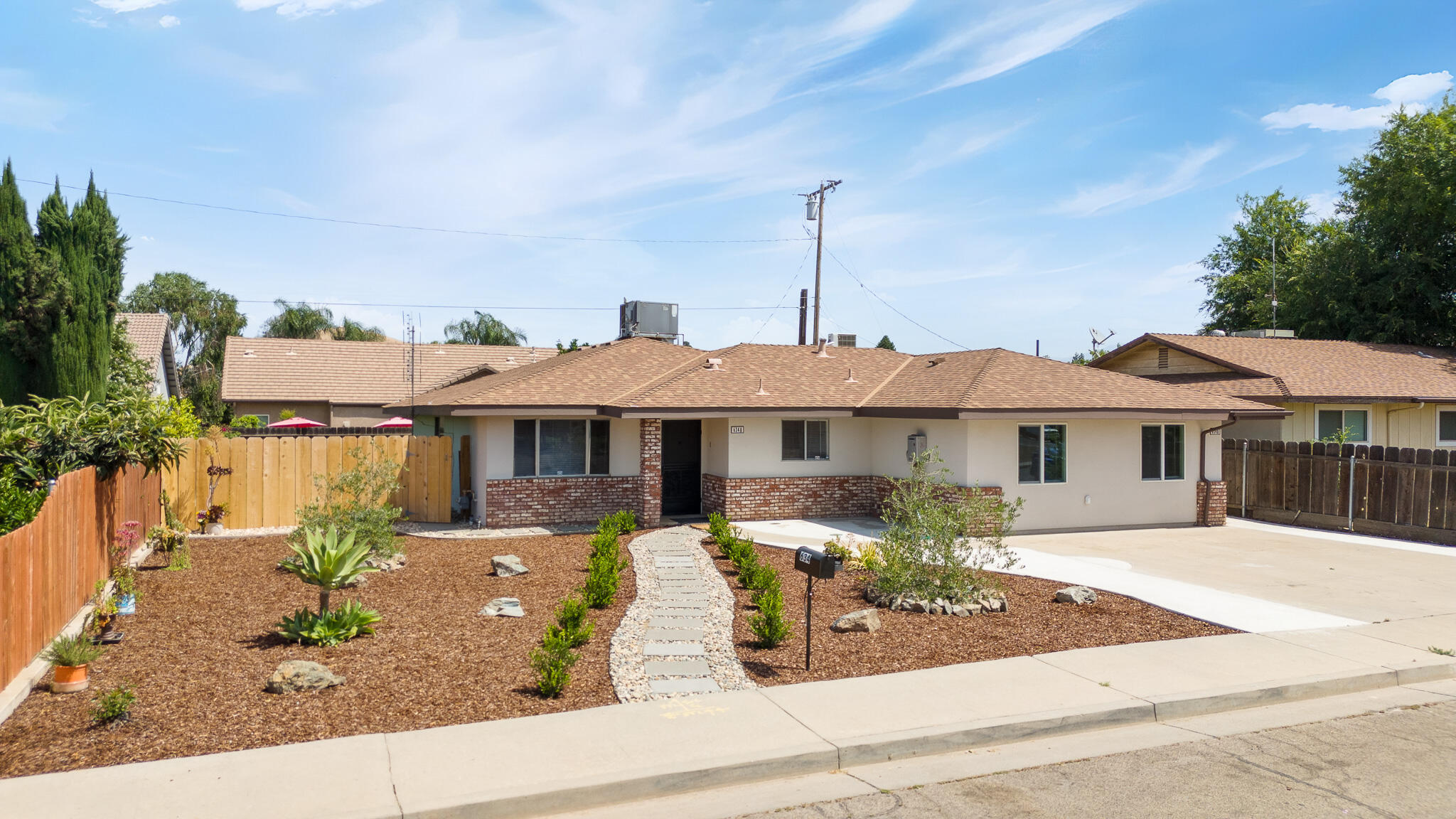 634 W Theta Ave, Porterville, CA 93257