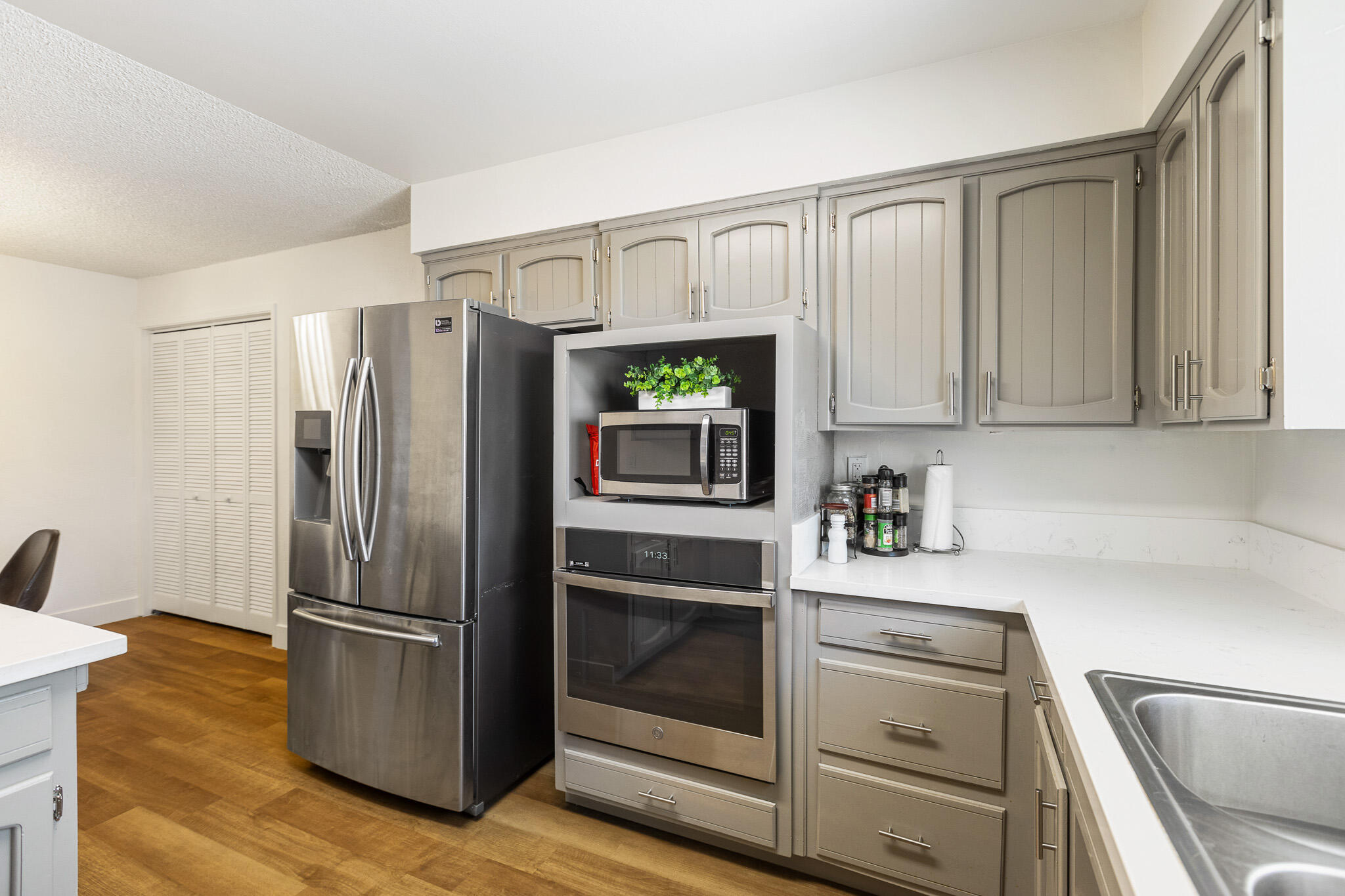 634 W Theta Ave, Porterville, CA 93257
