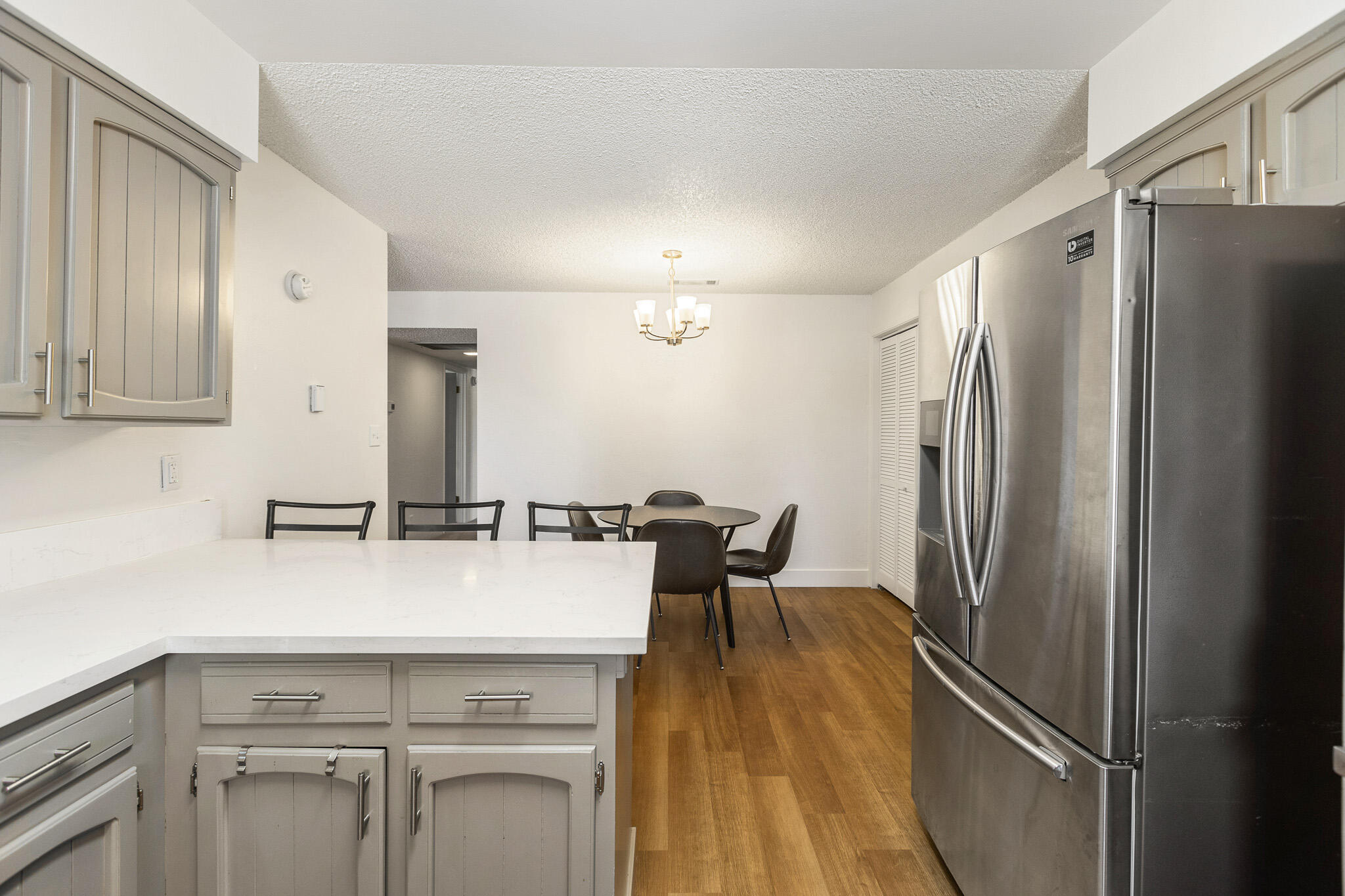 634 W Theta Ave, Porterville, CA 93257