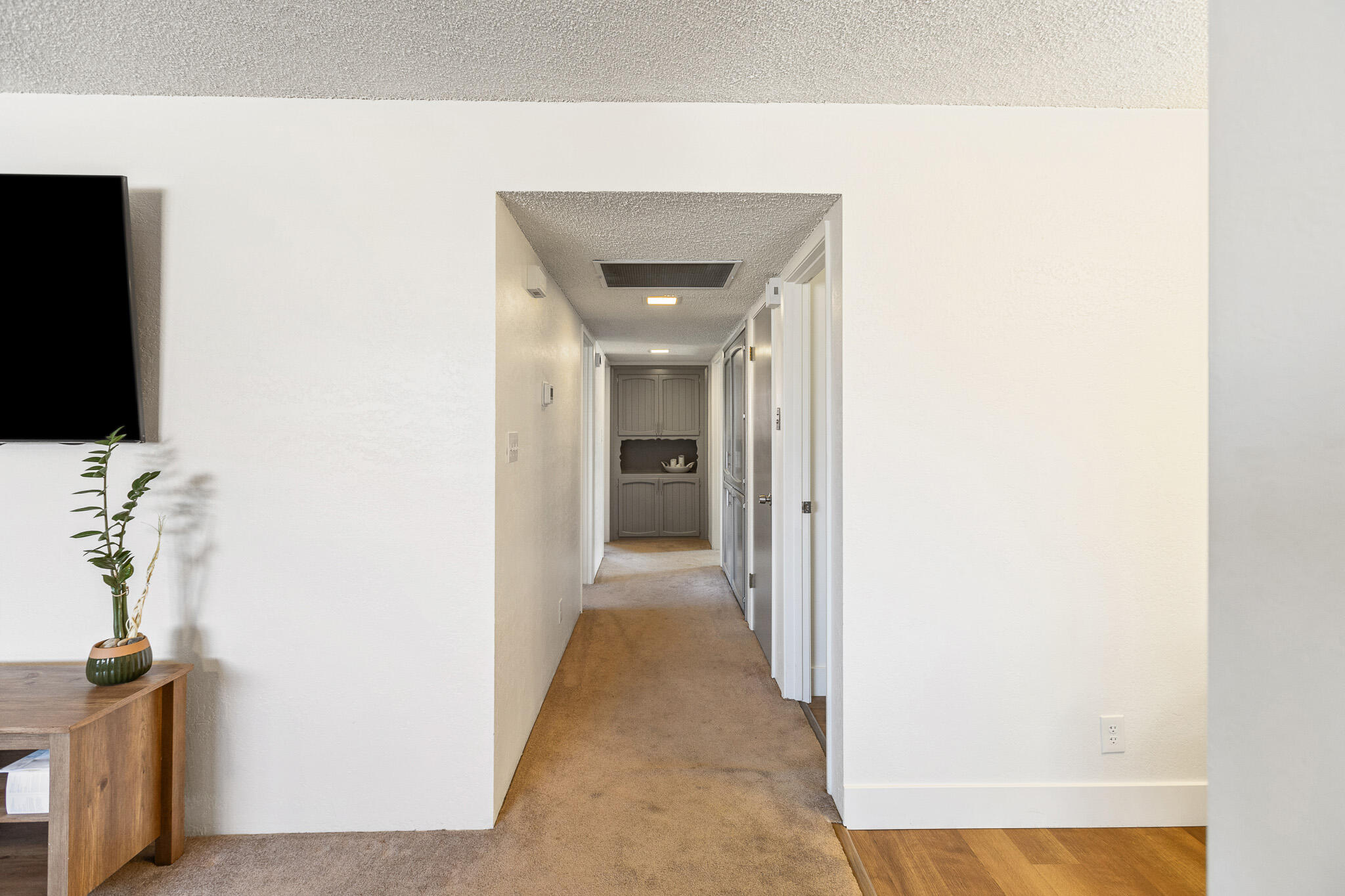 634 W Theta Ave, Porterville, CA 93257