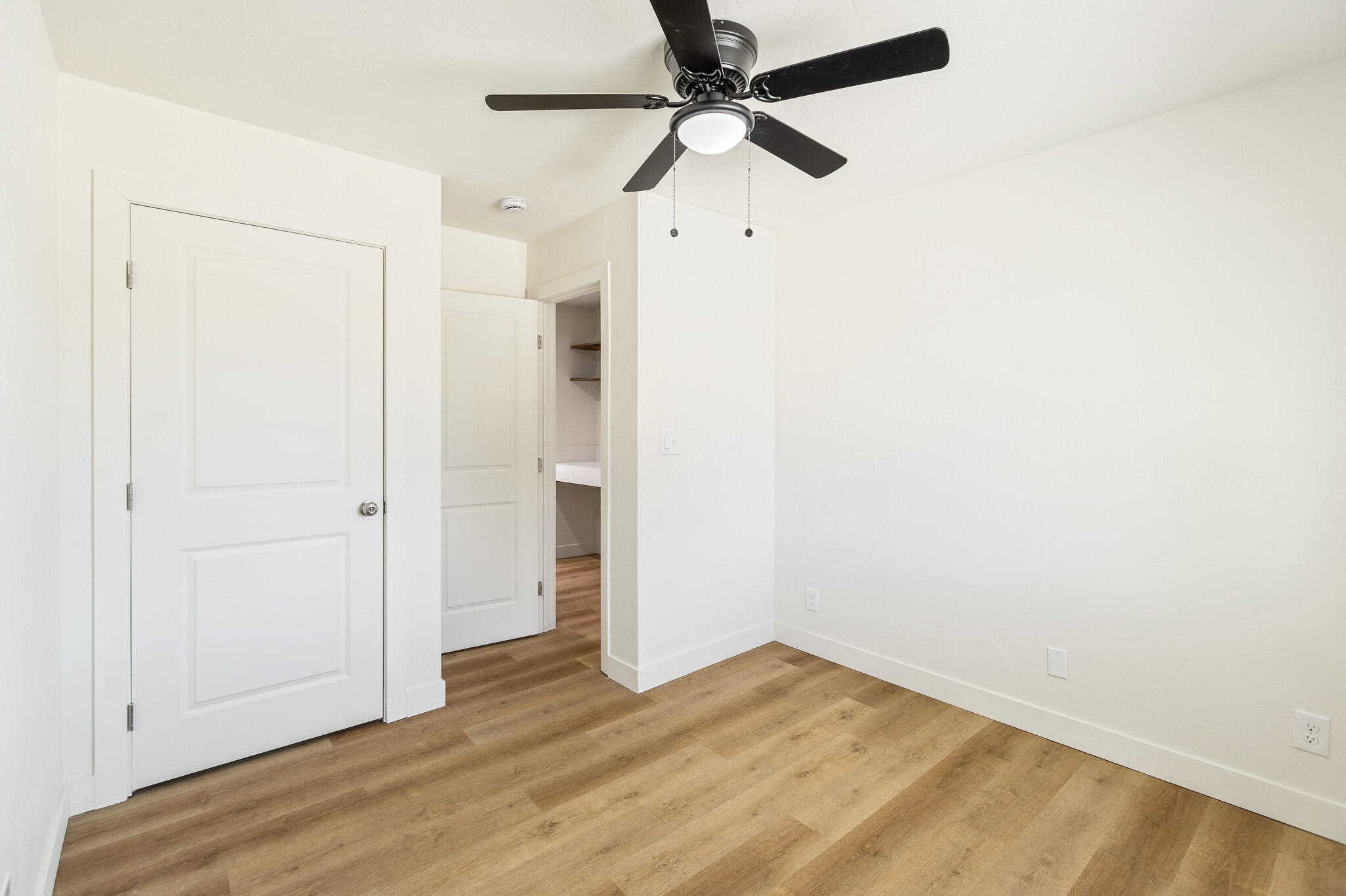 634 W Theta Ave, Porterville, CA 93257