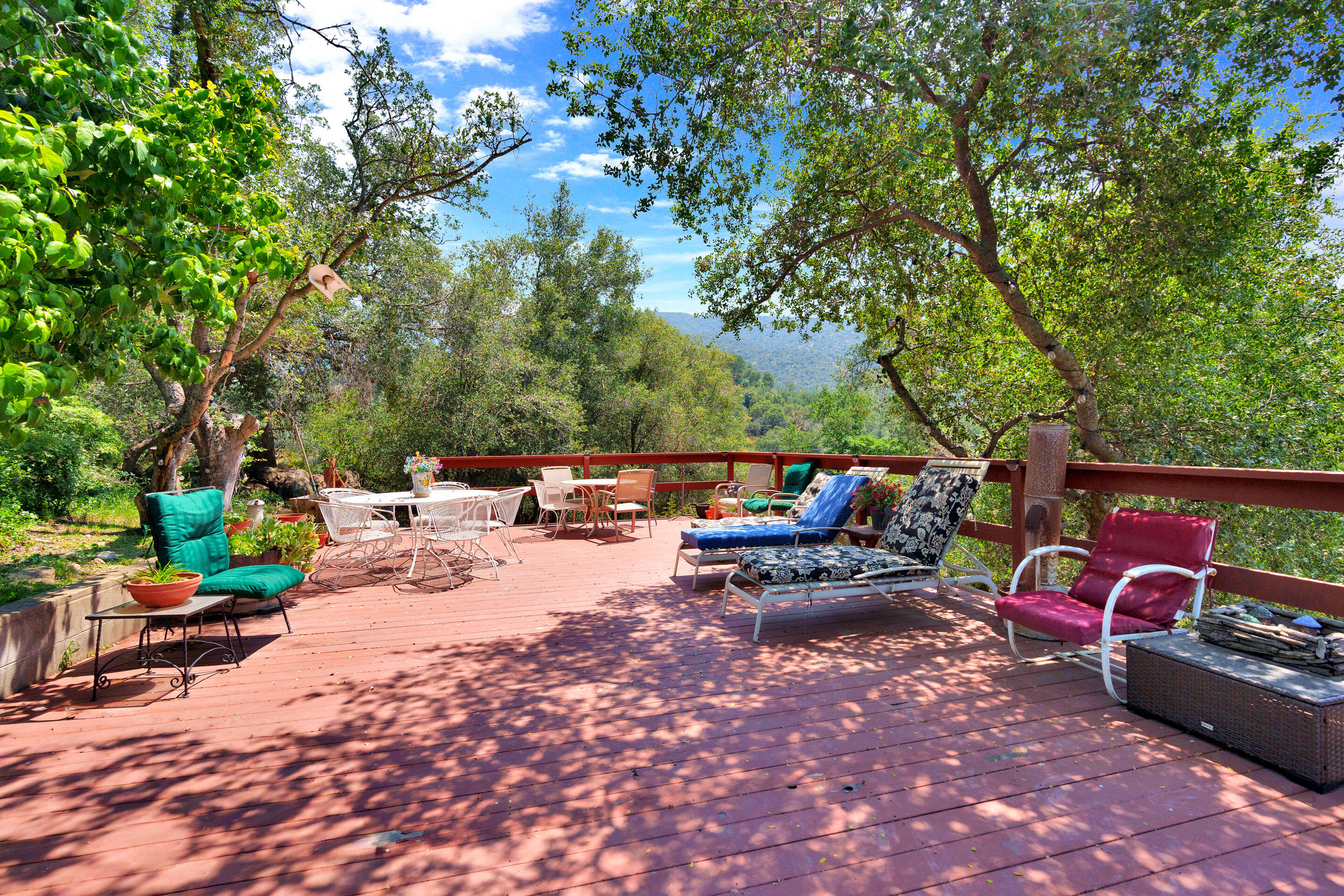 43715 Dinely Dr, Three Rivers, CA 93271