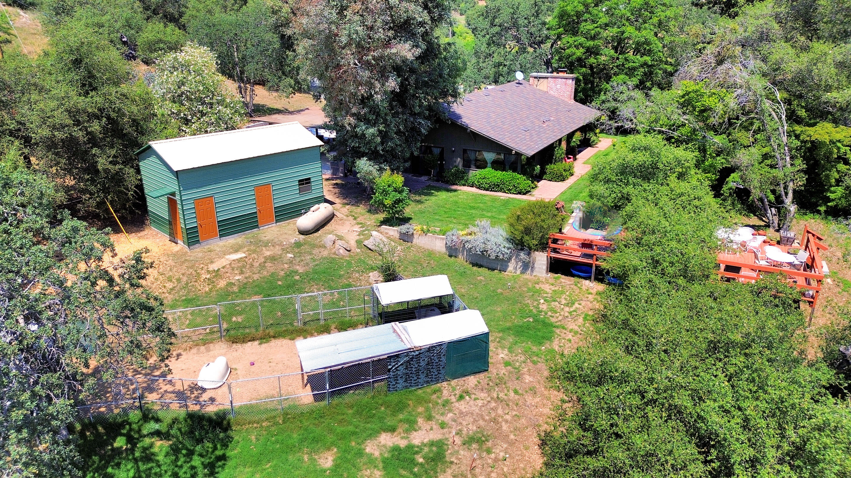 43715 Dinely Dr, Three Rivers, CA 93271