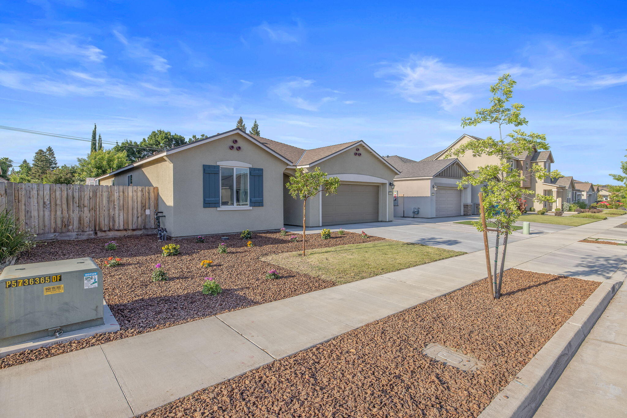 3524 E Harter Ct, Visalia, CA 93292