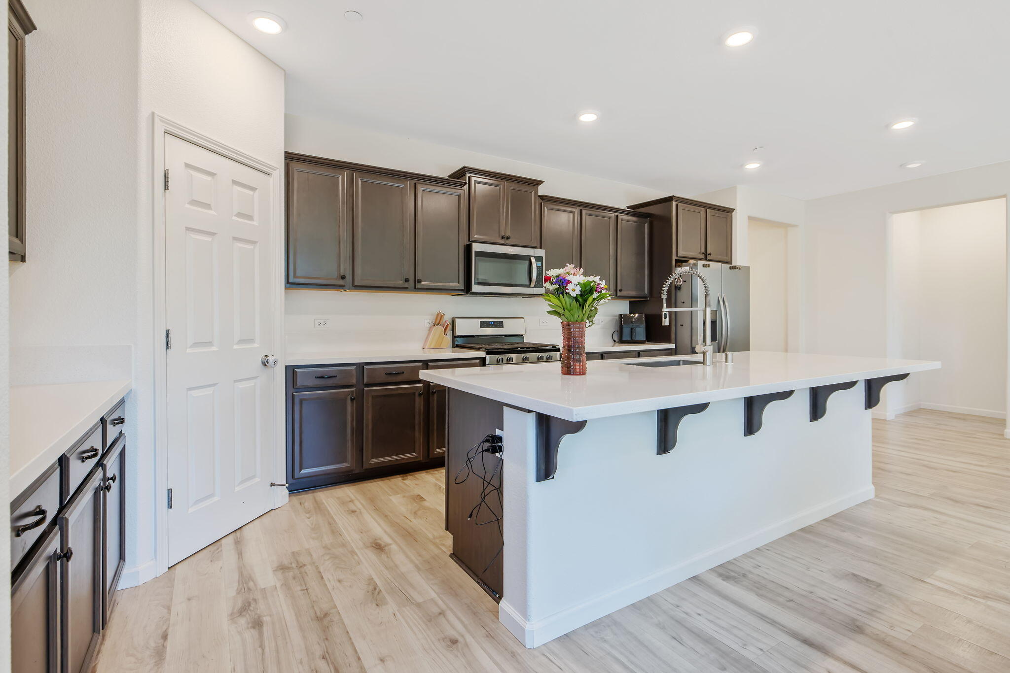 3524 E Harter Ct, Visalia, CA 93292