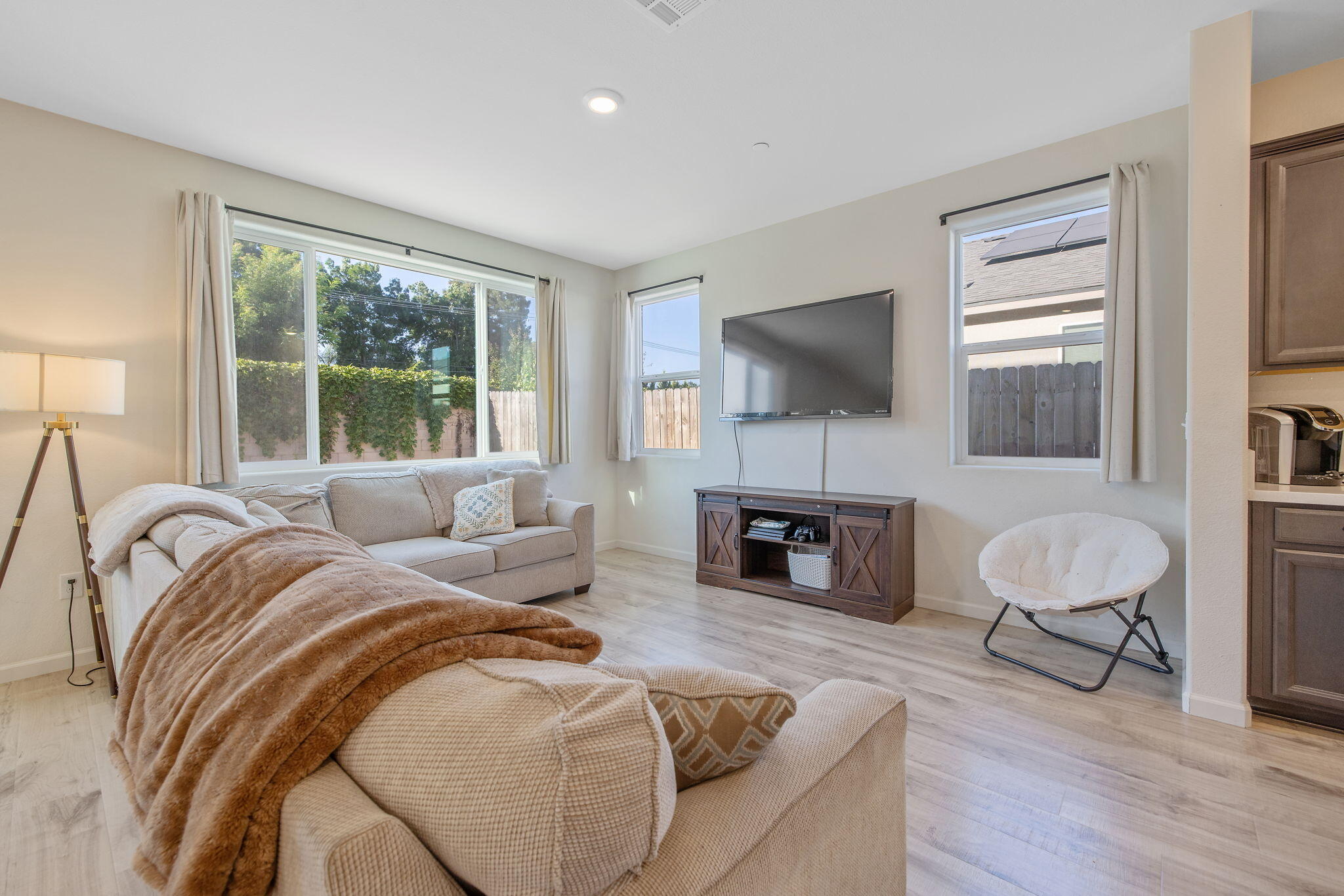 3524 E Harter Ct, Visalia, CA 93292