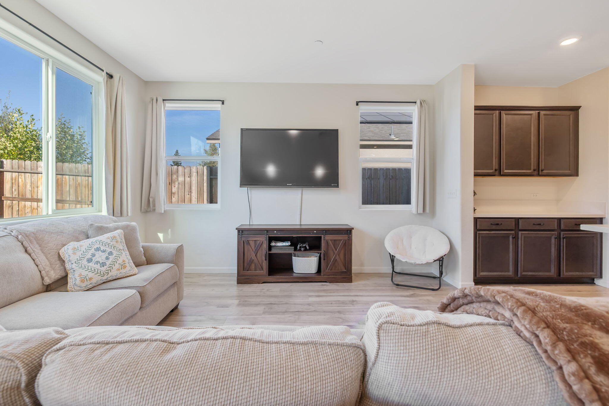 3524 E Harter Ct, Visalia, CA 93292
