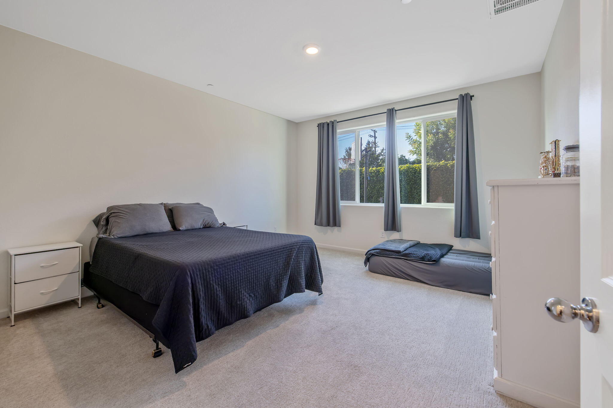 3524 E Harter Ct, Visalia, CA 93292