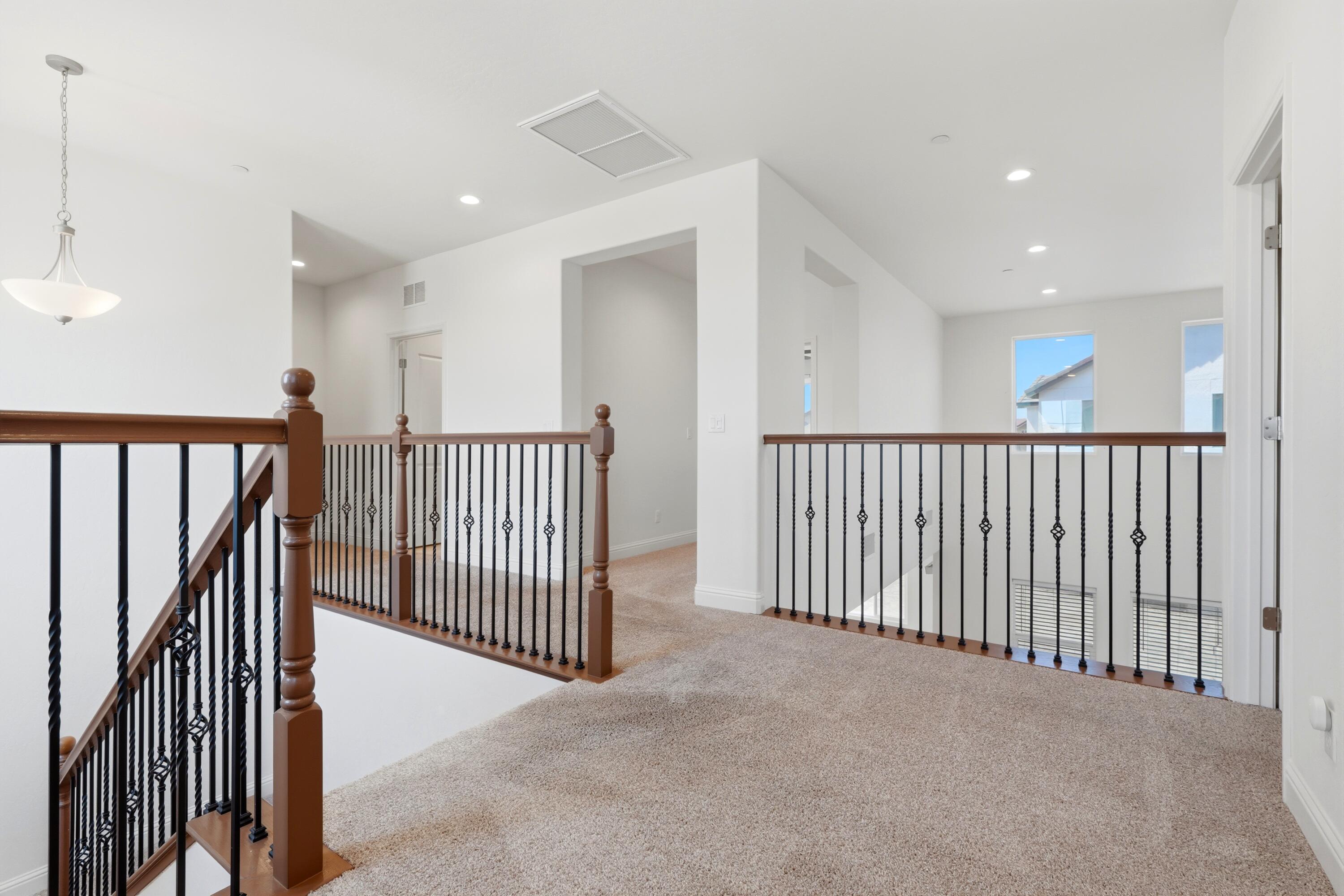 1647 W Sedona Ave, Visalia, CA 93291