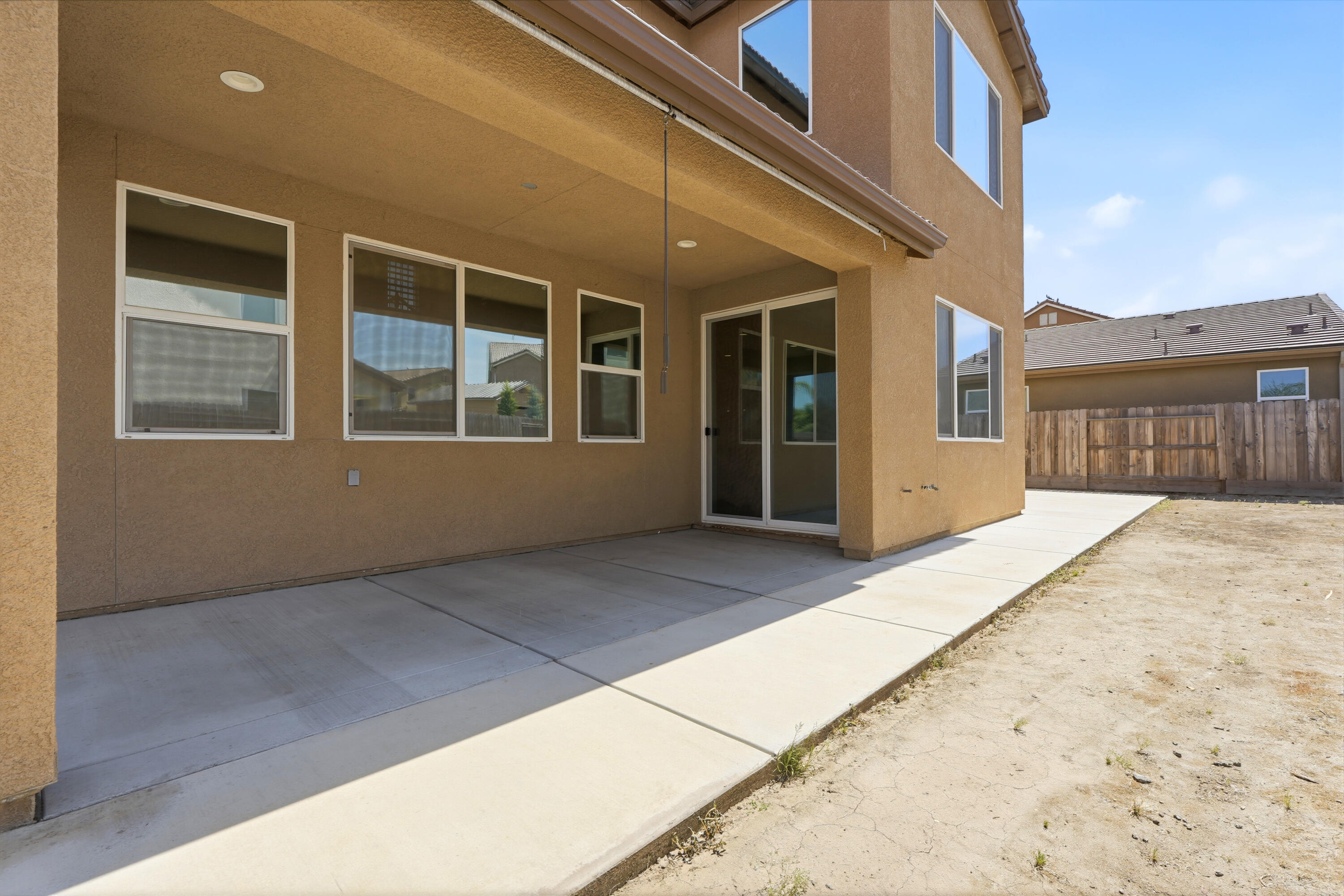 1647 W Sedona Ave, Visalia, CA 93291