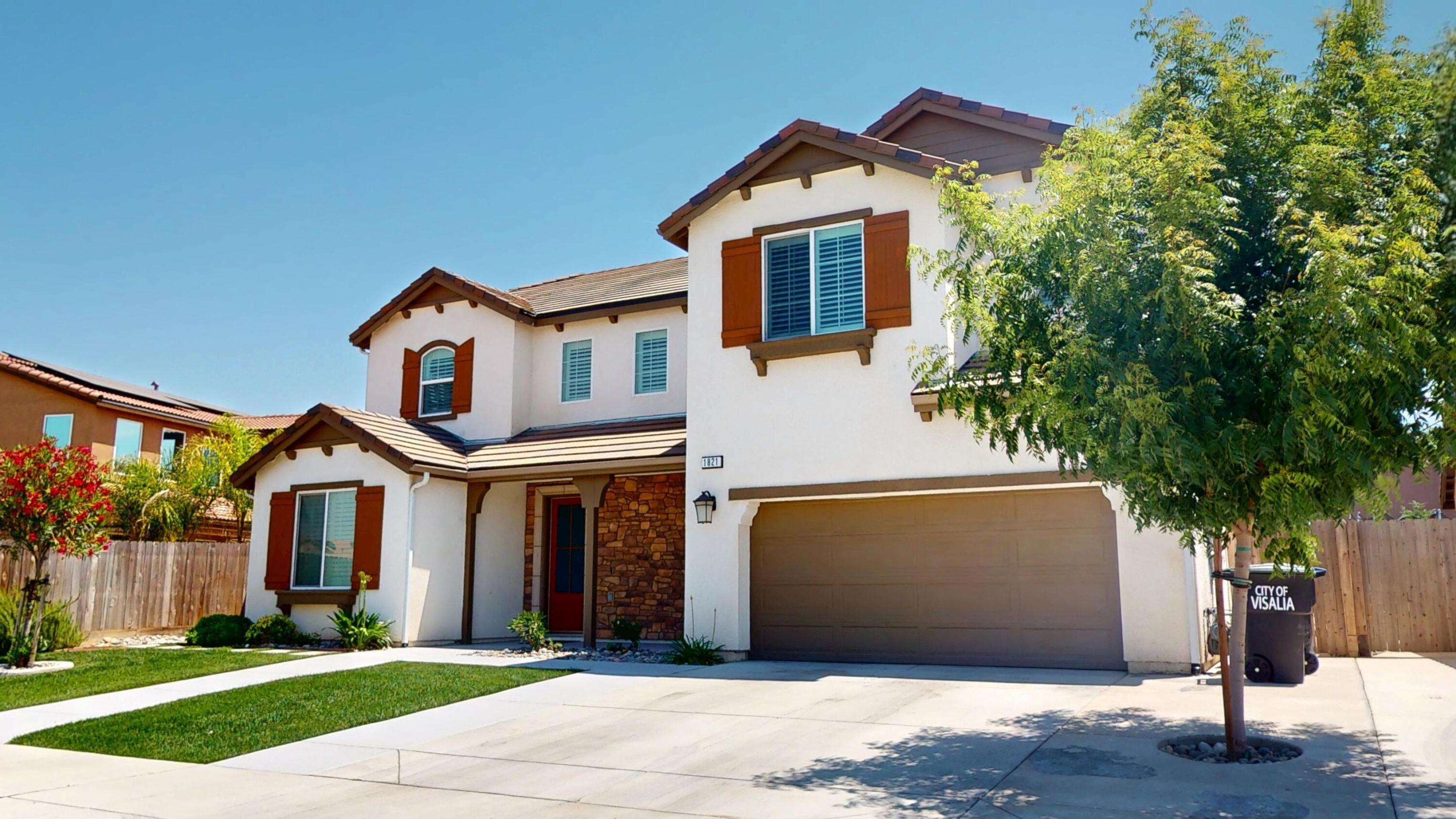 1821 W Corvina Ave, Visalia, CA 93291