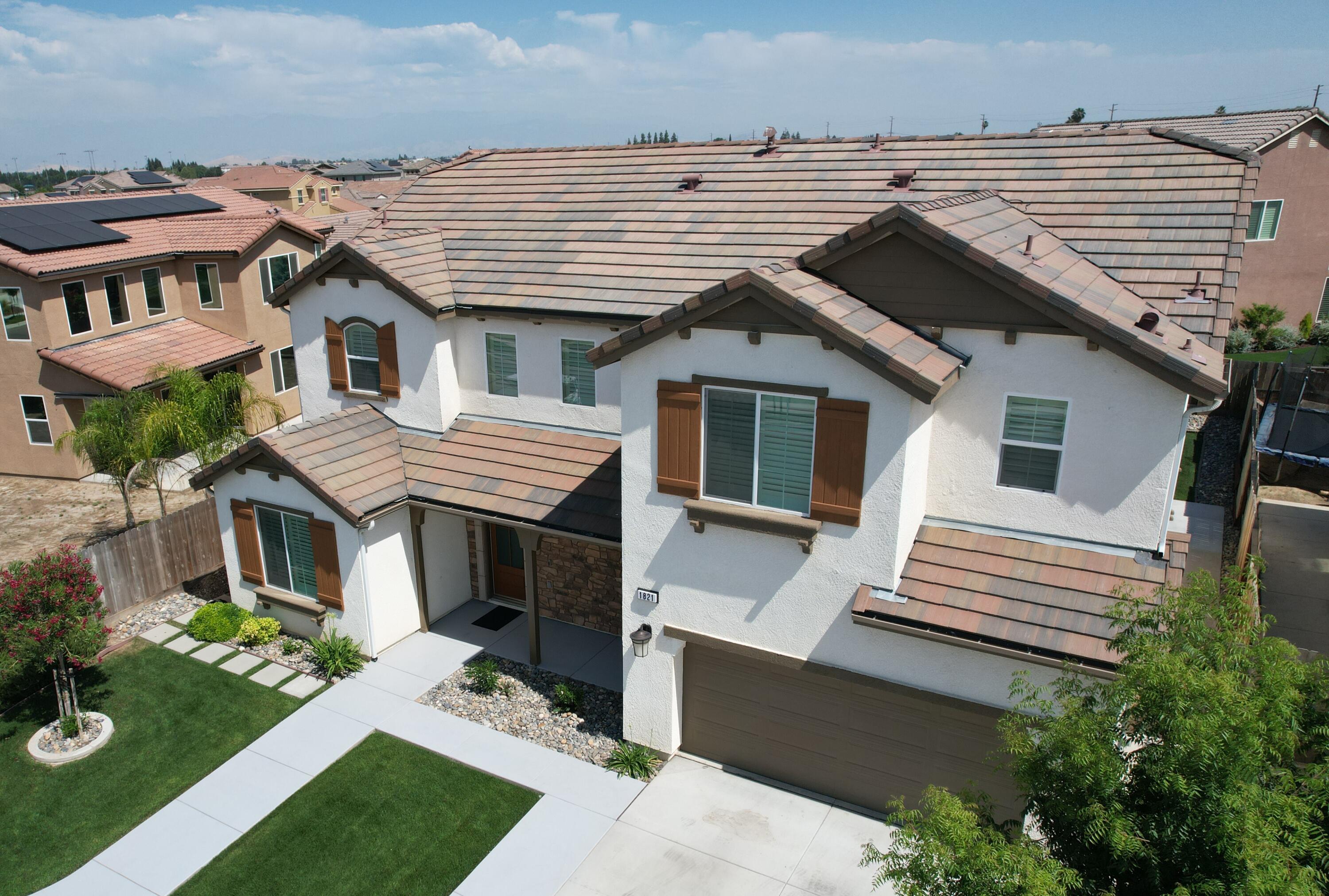 1821 W Corvina Ave, Visalia, CA 93291