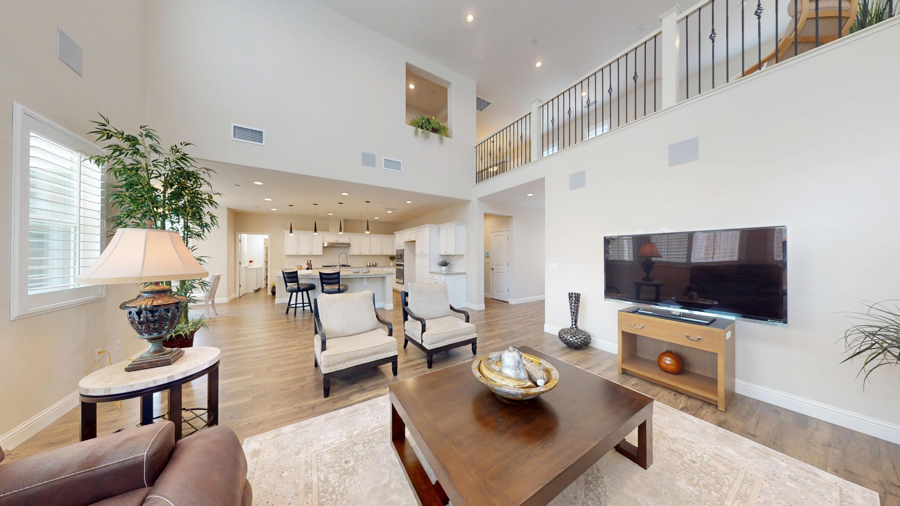 1821 W Corvina Ave, Visalia, CA 93291