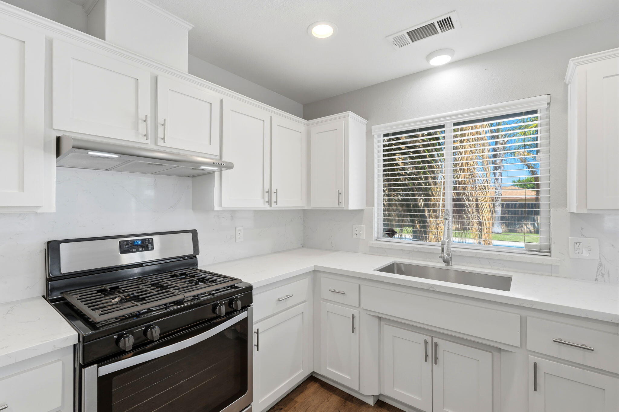 481 Katelyn Ct, Exeter, CA 93221