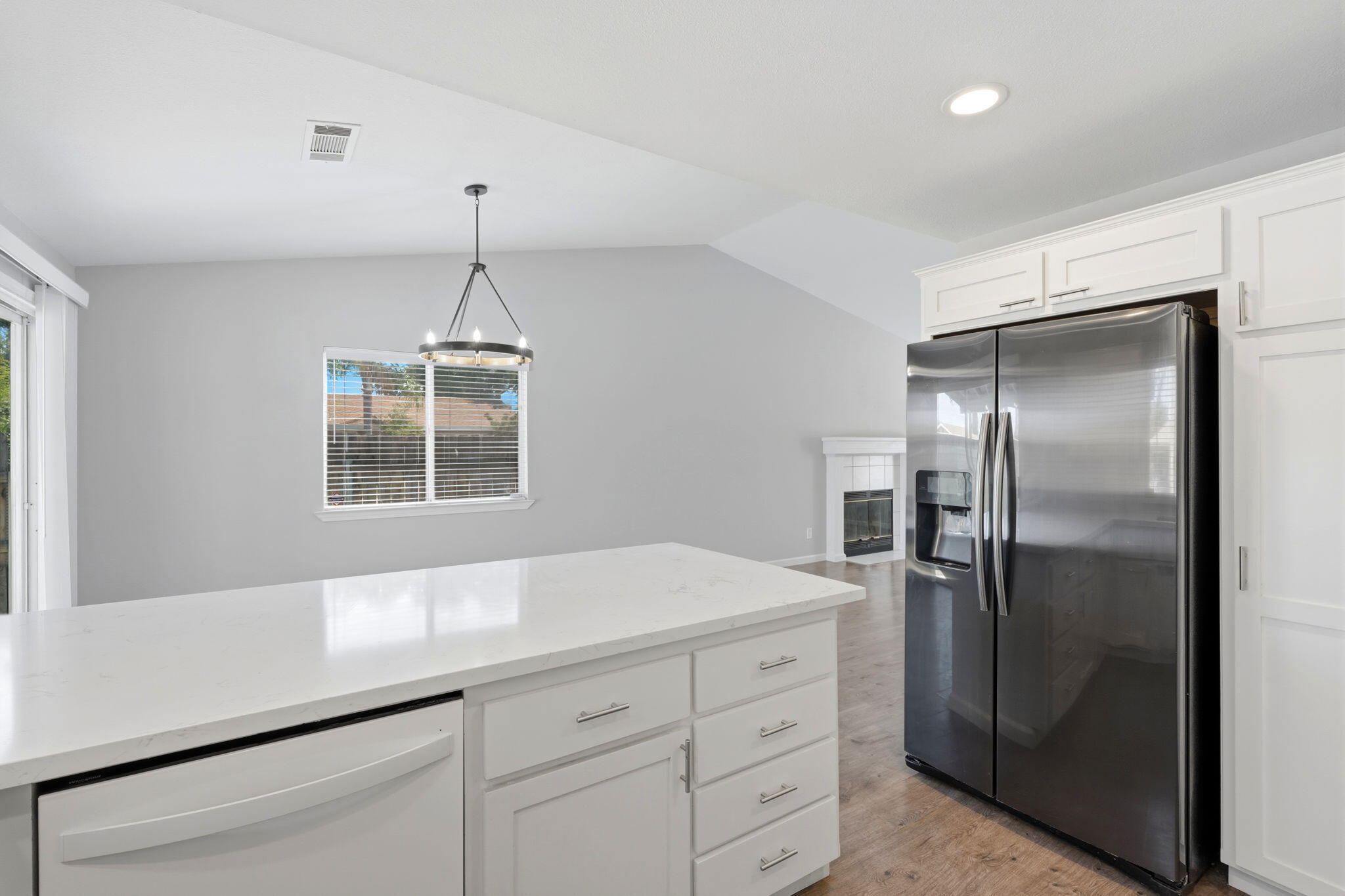 481 Katelyn Ct, Exeter, CA 93221