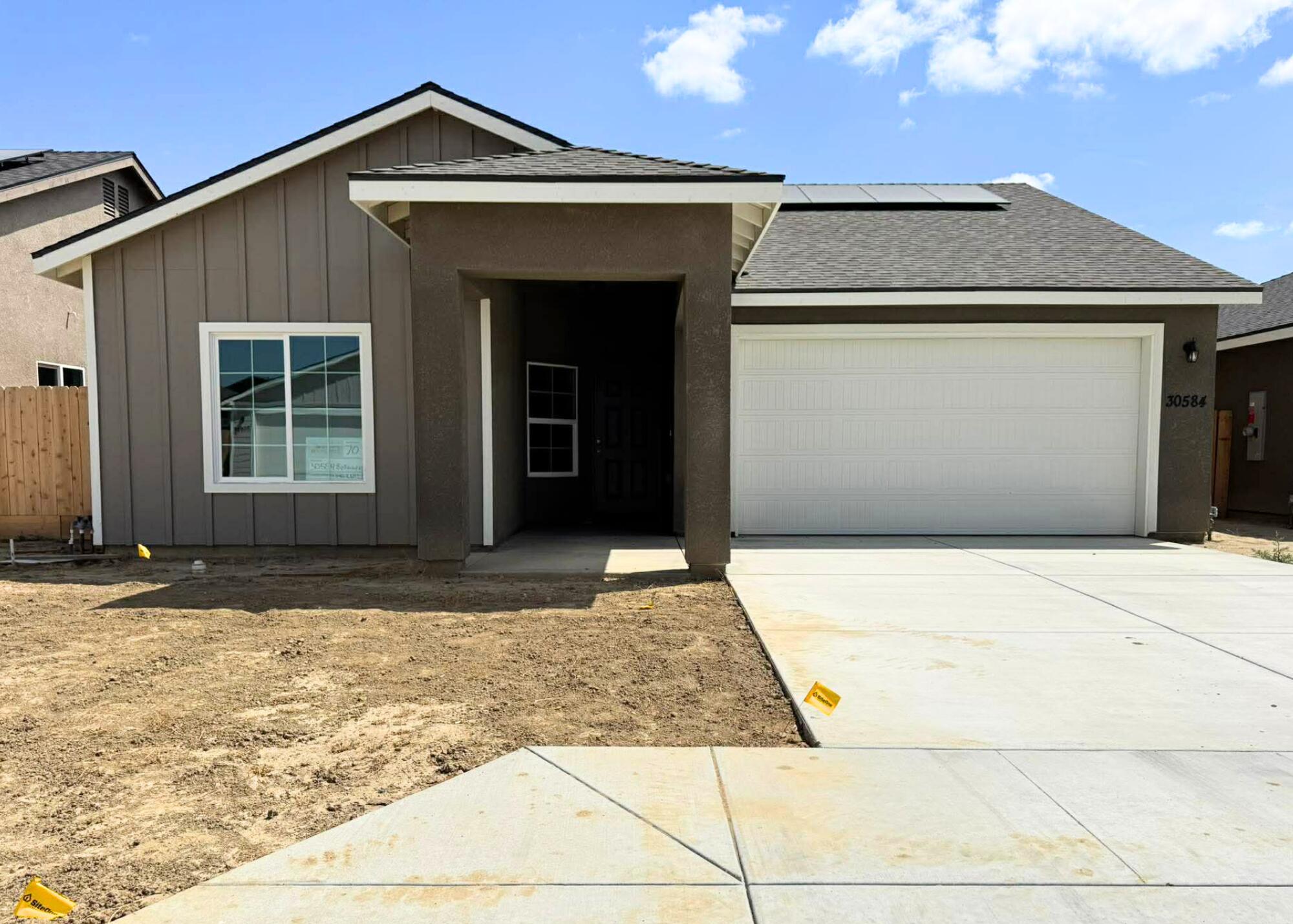 30584 Bellwood Rd, Visalia, CA 93291