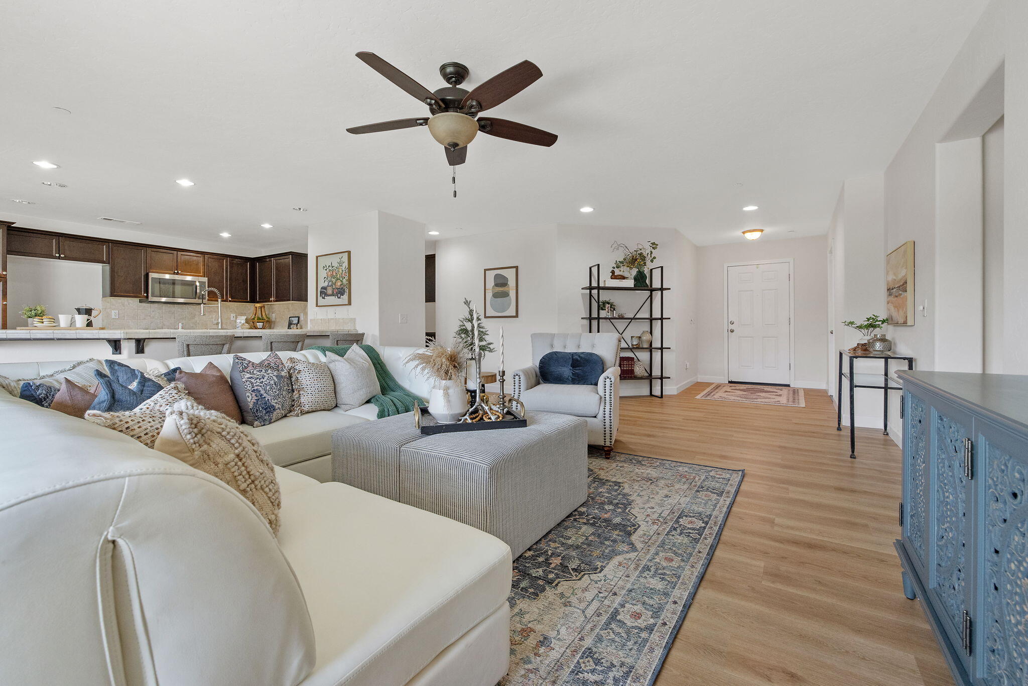 1817 Hermosa Ave, Tulare, CA 93274