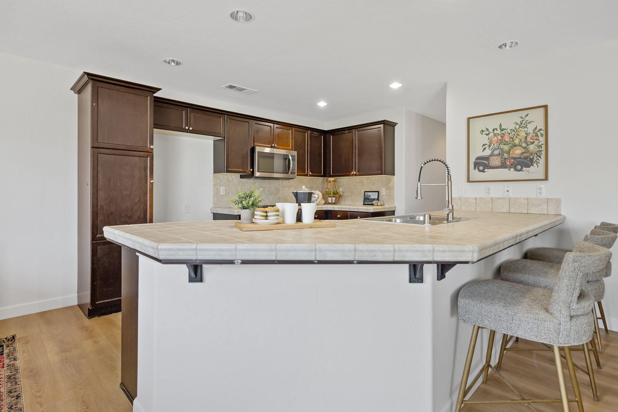 1817 Hermosa Ave, Tulare, CA 93274