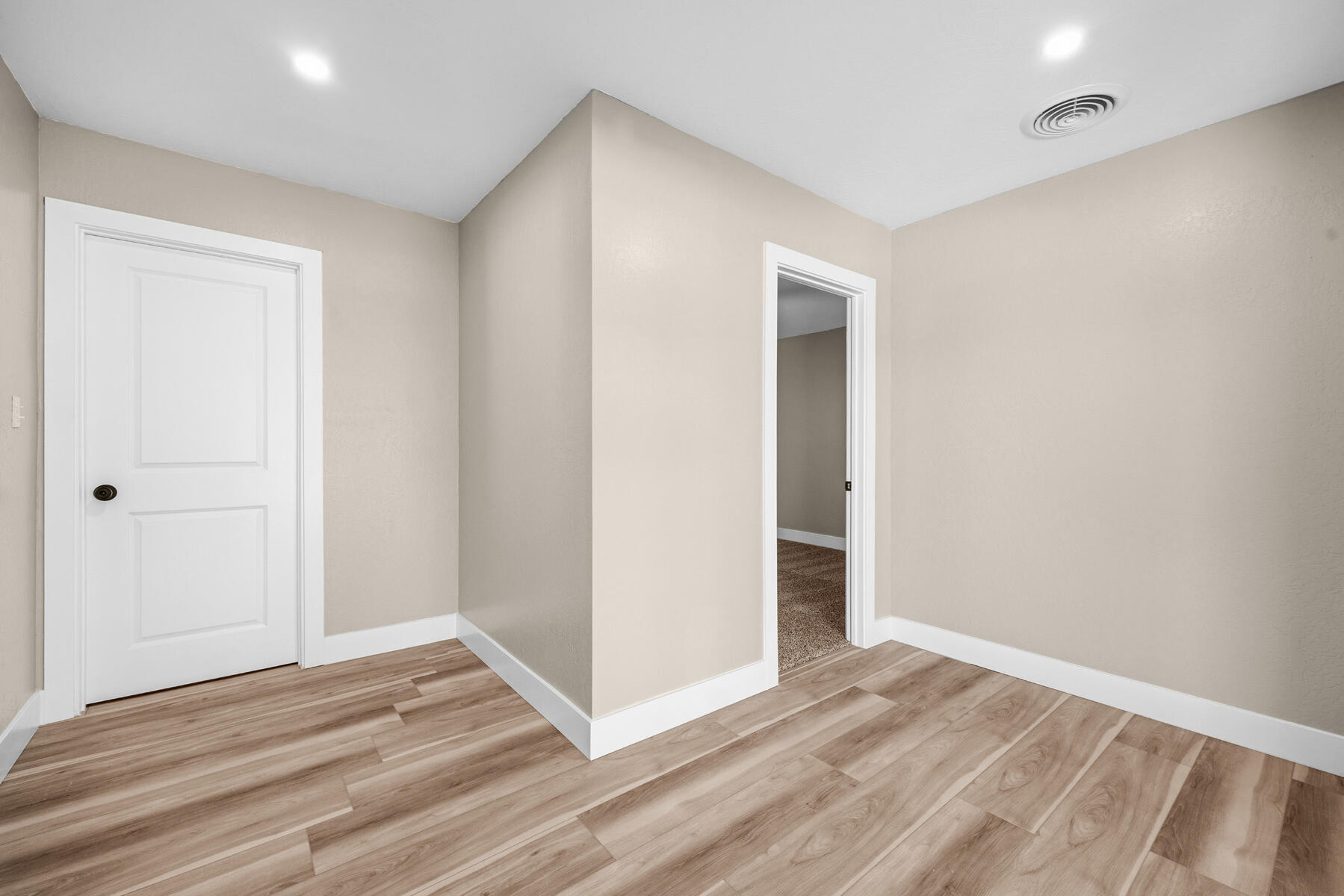 1612 S Santa Fe St, Visalia, CA 93292