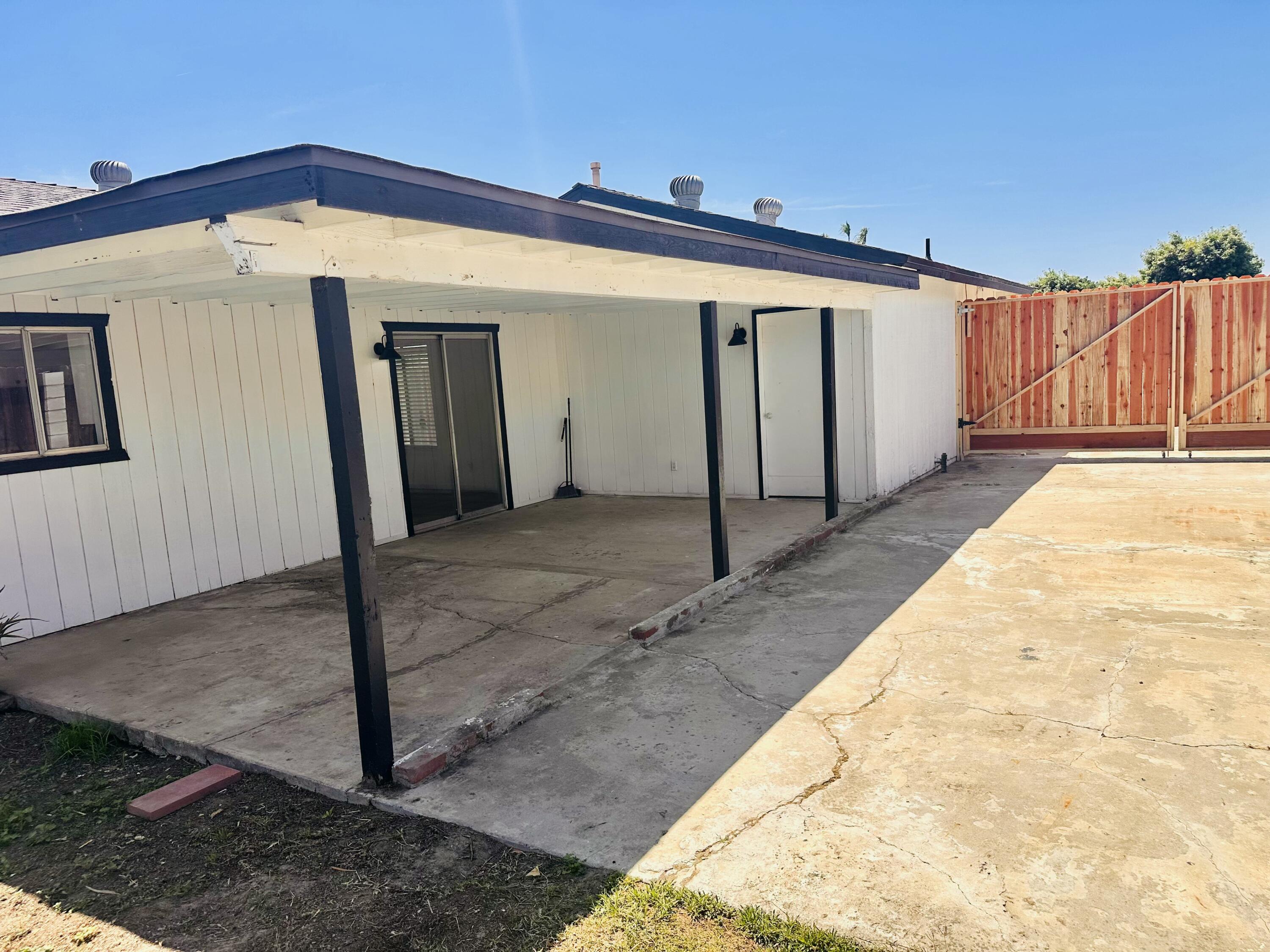 30880 Farr Rd, Visalia, CA 93291
