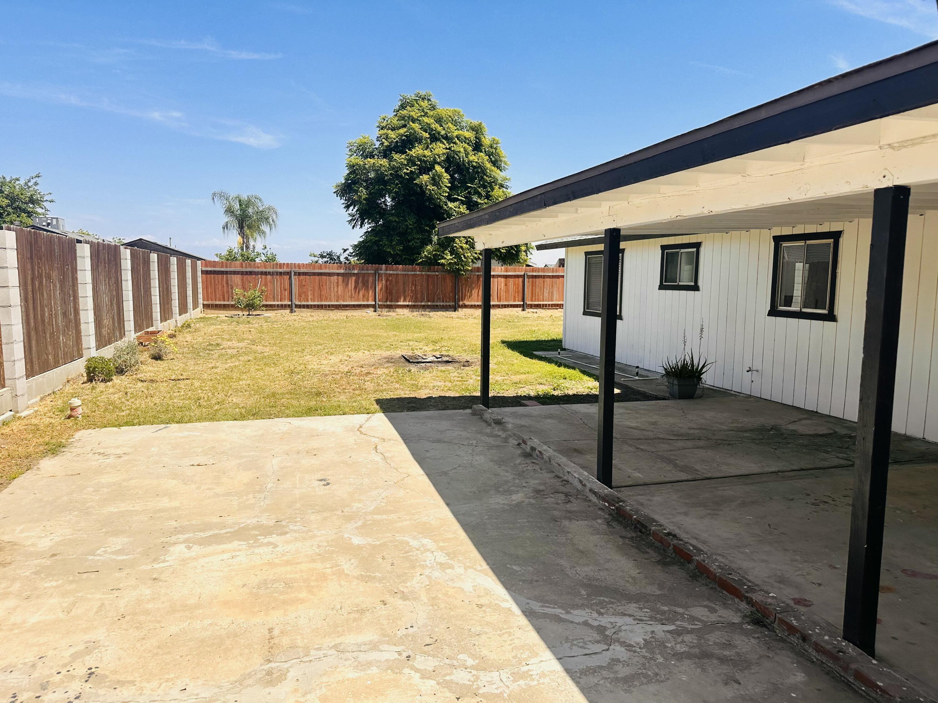 30880 Farr Rd, Visalia, CA 93291