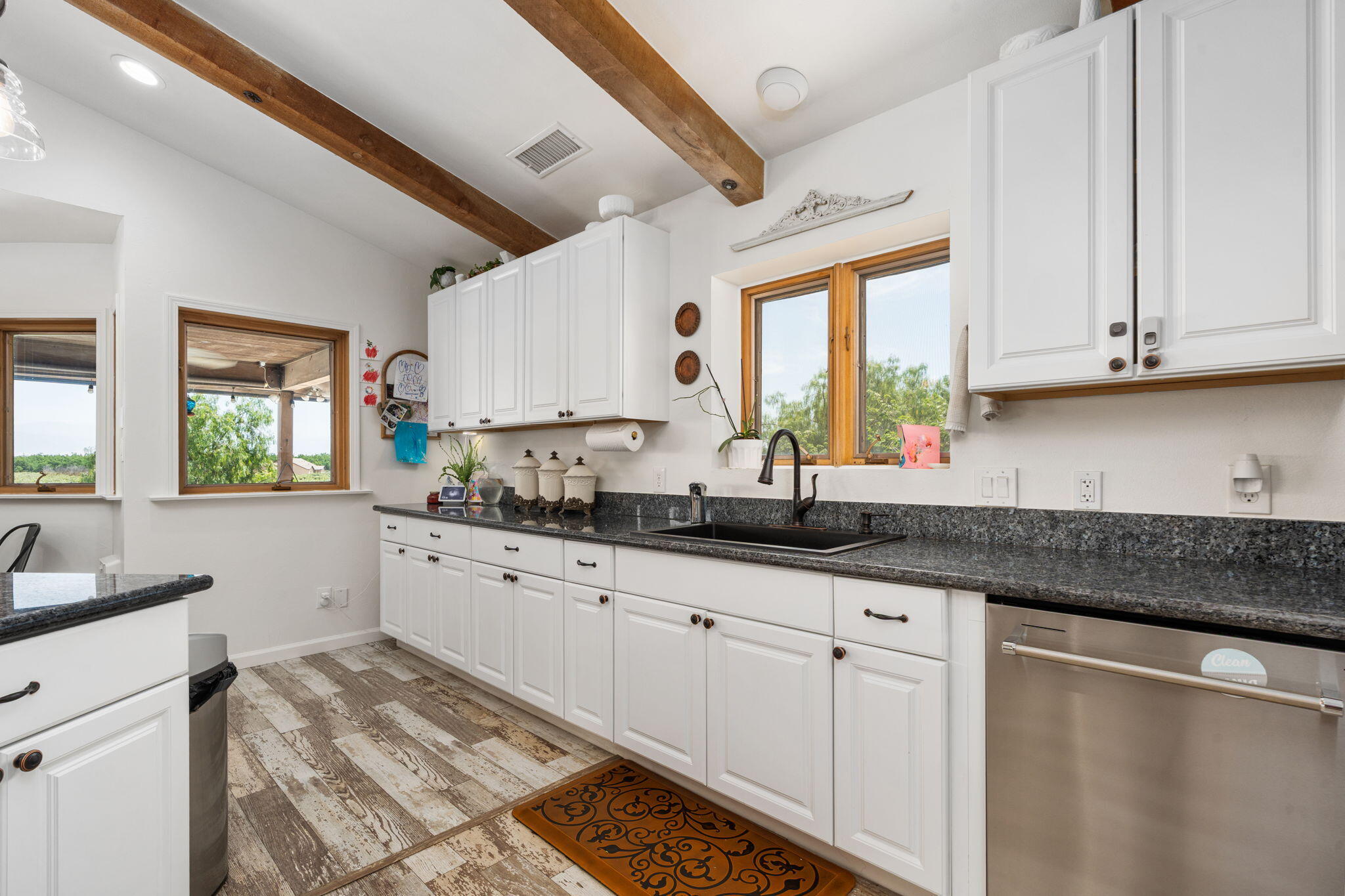 18038 Avenue 178, Strathmore, CA 93267