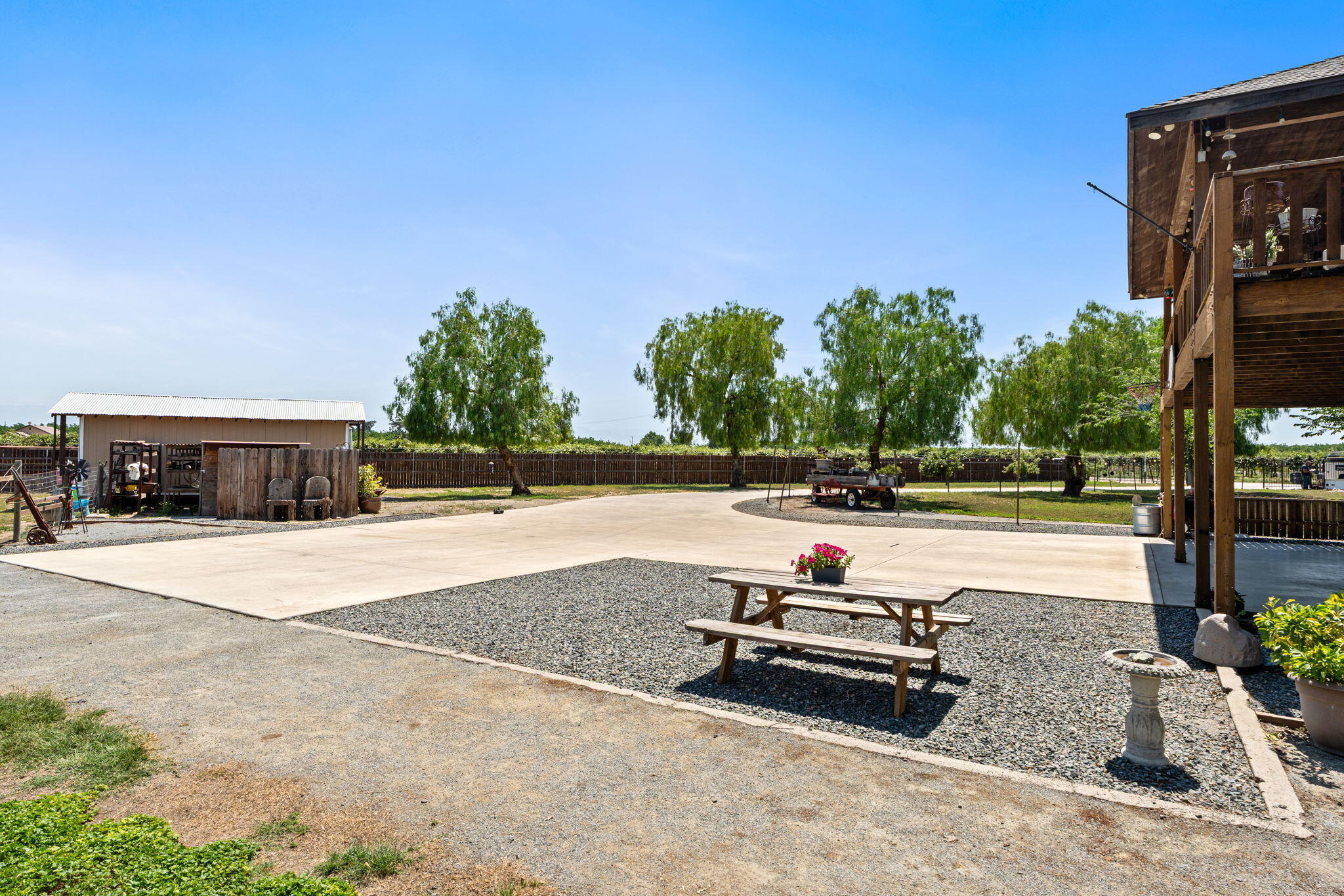 18038 Avenue 178, Strathmore, CA 93267