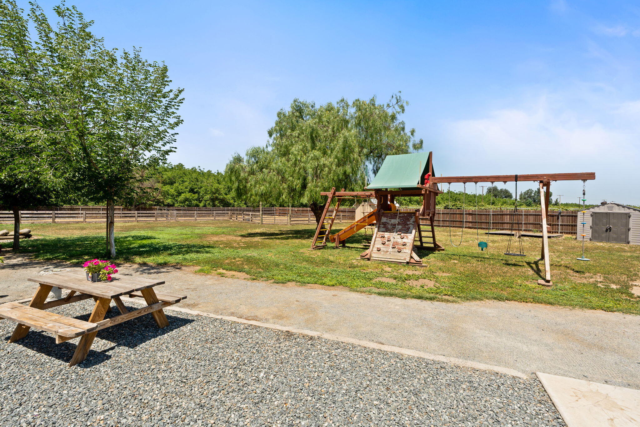 18038 Avenue 178, Strathmore, CA 93267