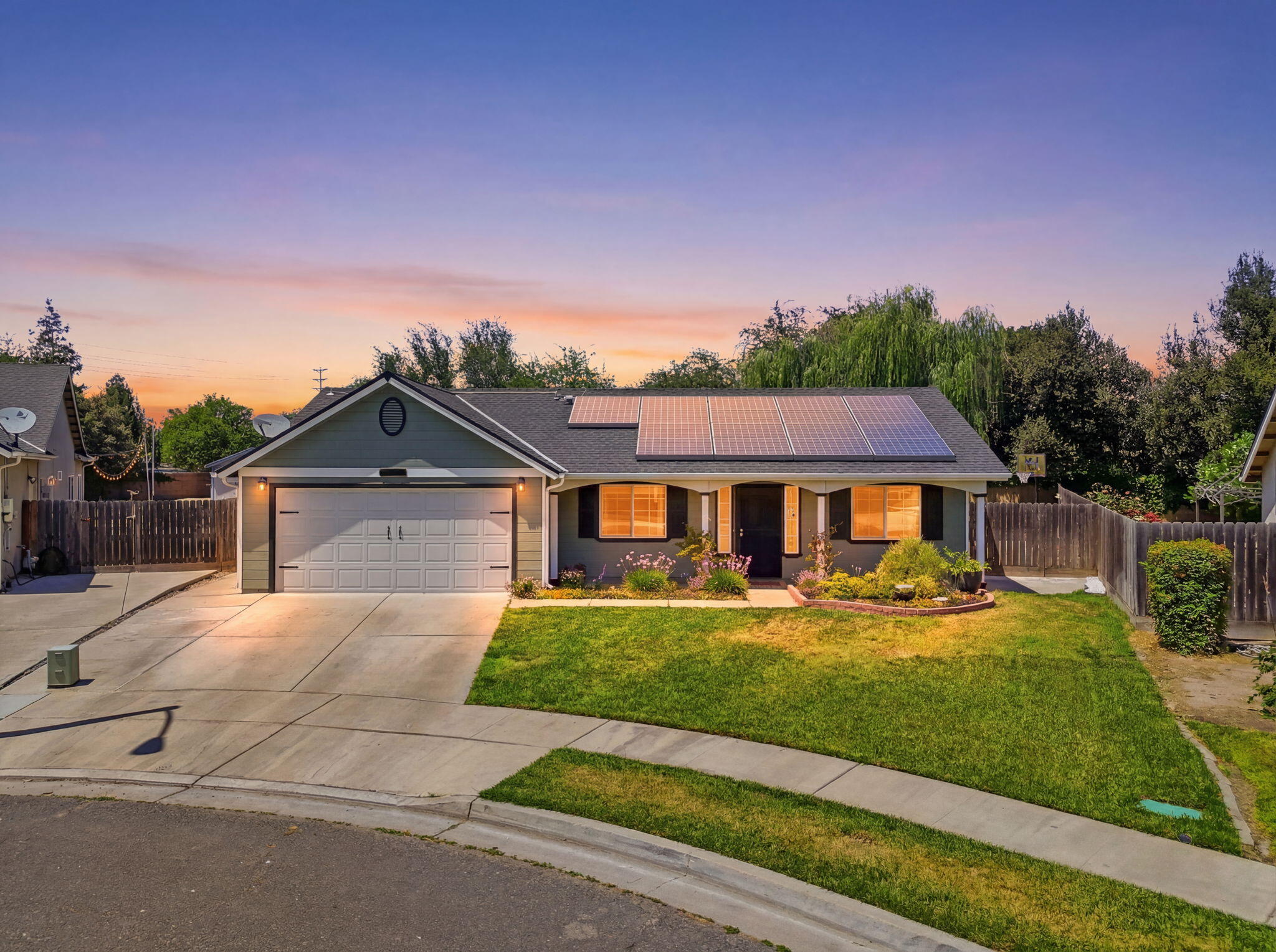 2258 Kirch Flat Ave, Tulare, CA 93274