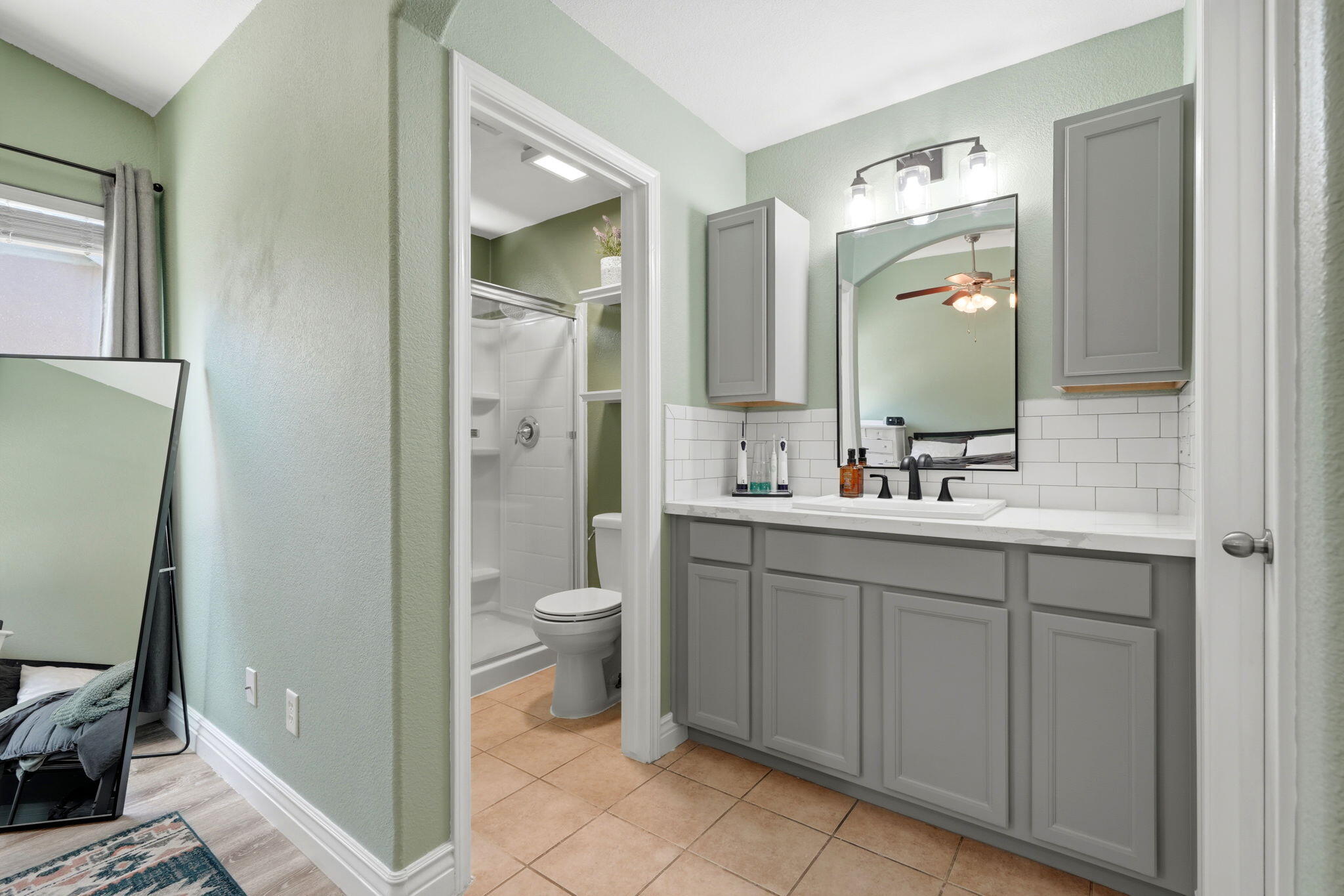 2258 Kirch Flat Ave, Tulare, CA 93274
