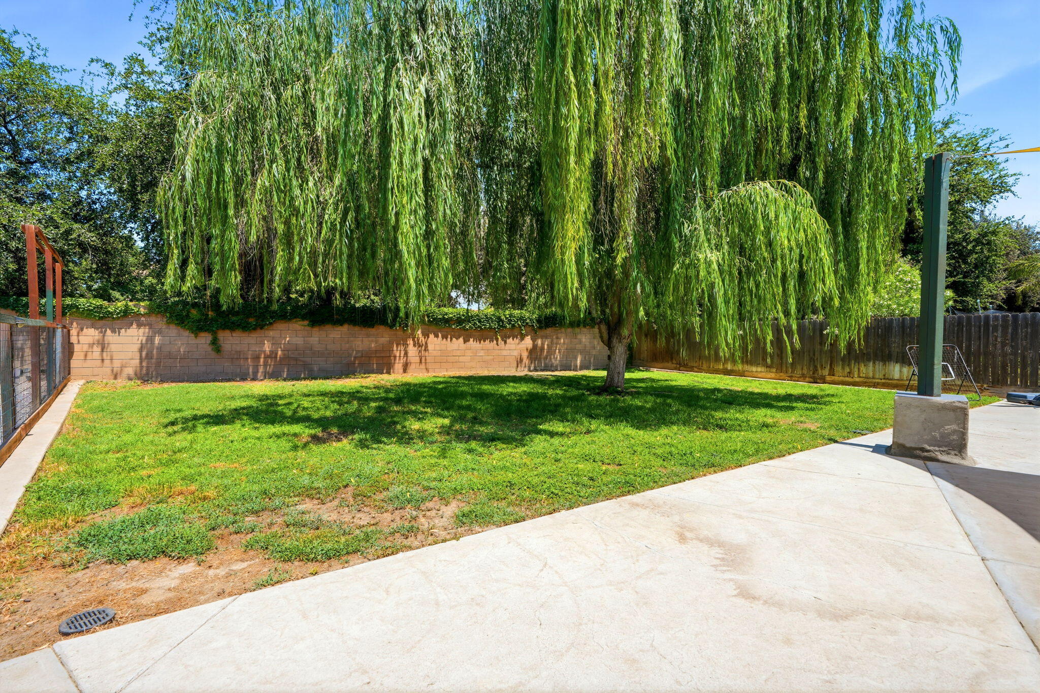 2258 Kirch Flat Ave, Tulare, CA 93274