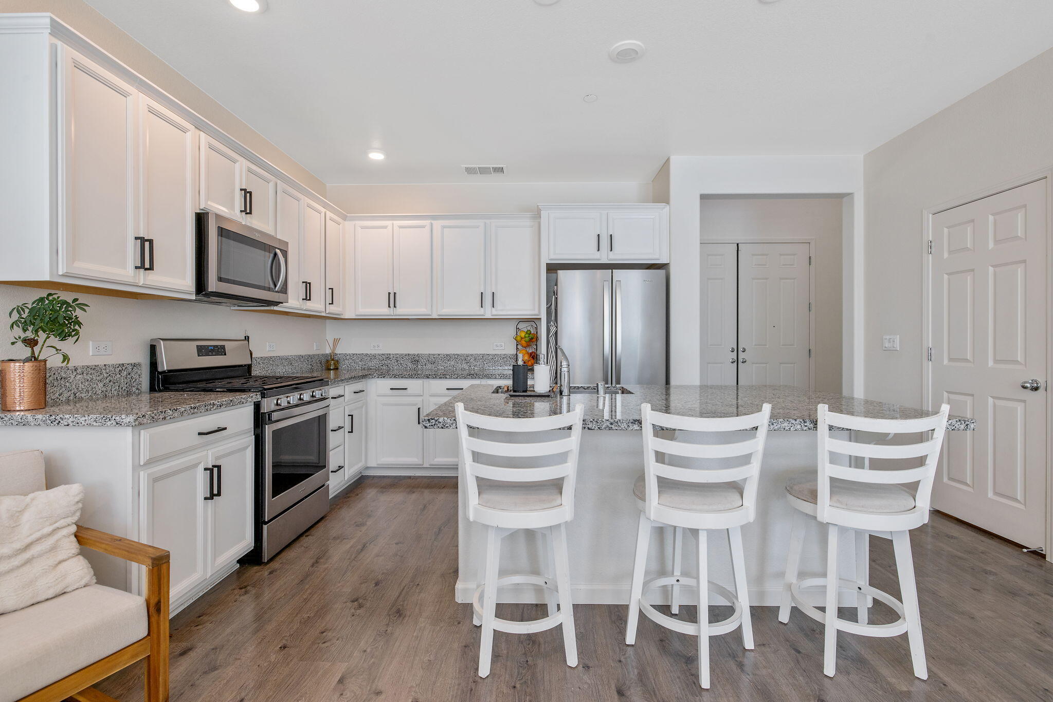 3201 E Harter Ave, Visalia, CA 93292